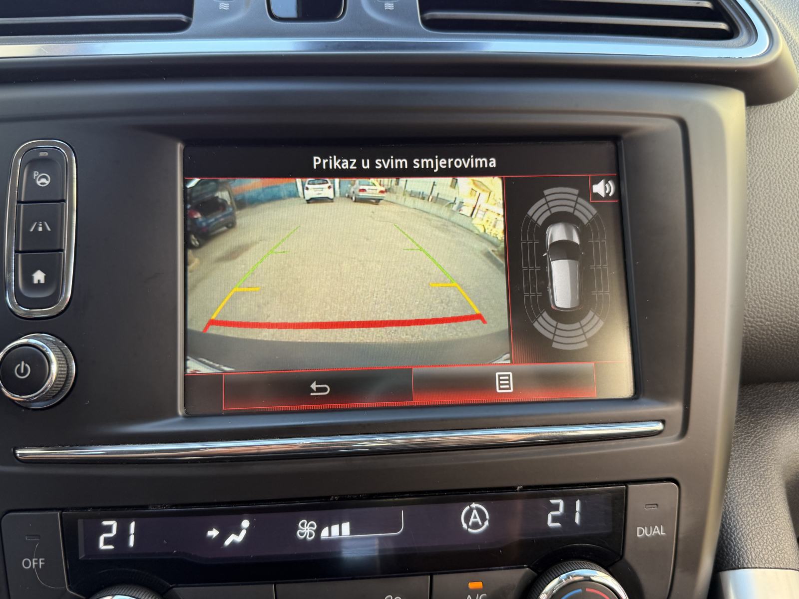 Renault Kadjar TCe 130 Automatik BOSE *REG 07/27 * Novi Lanac* Kamera, fotografija 13