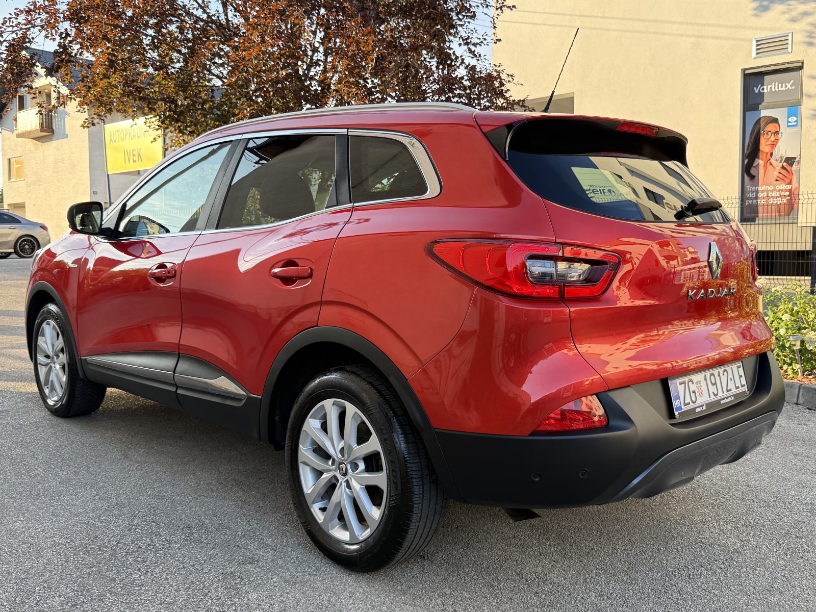 Renault Kadjar TCe 130 Automatik BOSE *REG 07/27 * Novi Lanac* Kamera, pogled izvana - slika 2