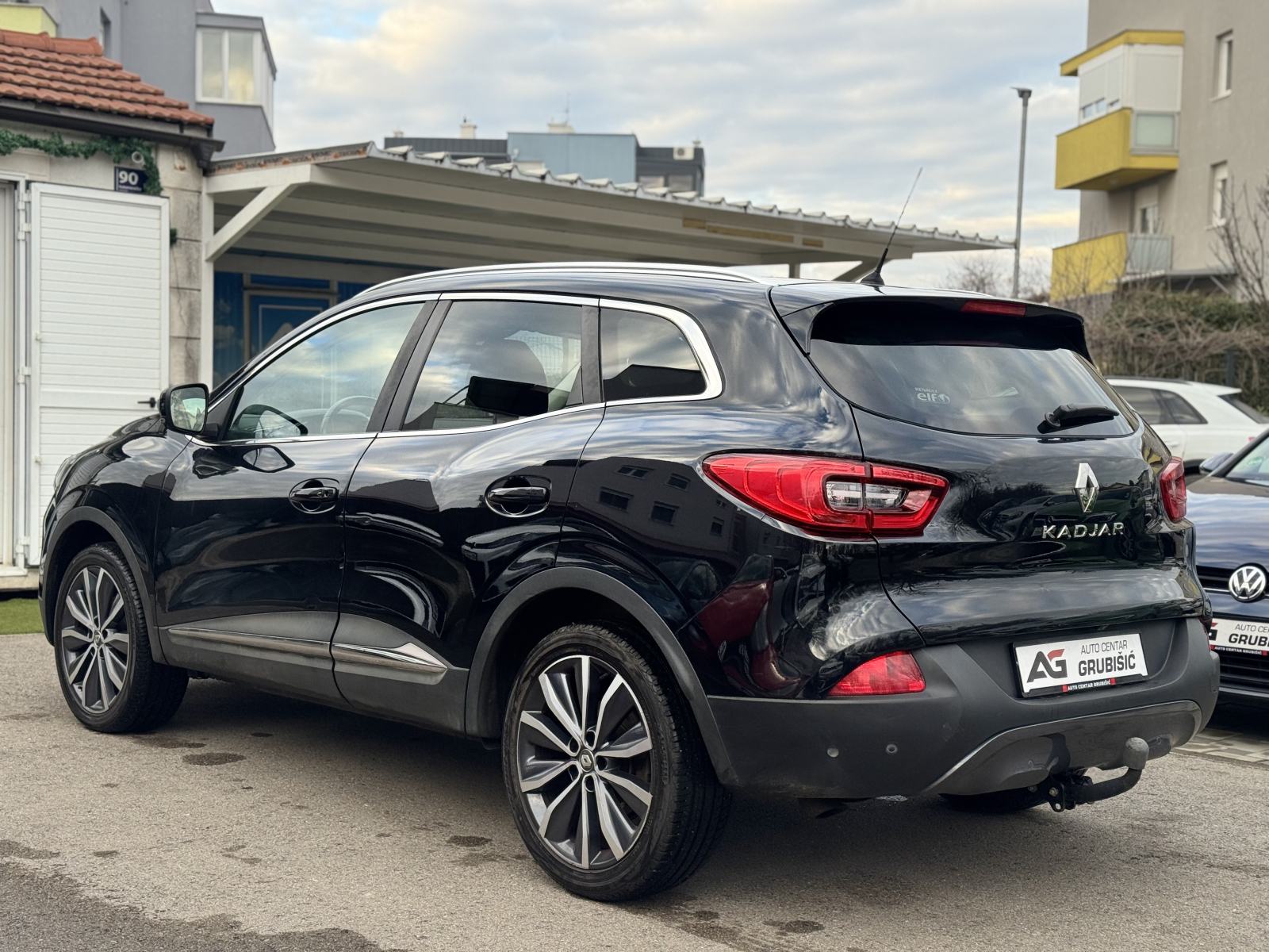 Renault Kadjar 130 Intense *Pano* *Full oprema* *Nove gume* *Jamstvo*, fotografija 7