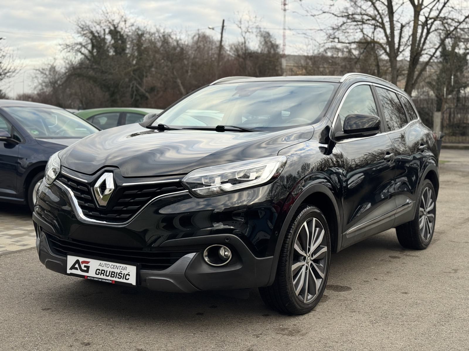 Renault Kadjar 130 Intense *Pano* *Full oprema* *Nove gume* *Jamstvo*, fotografija 3