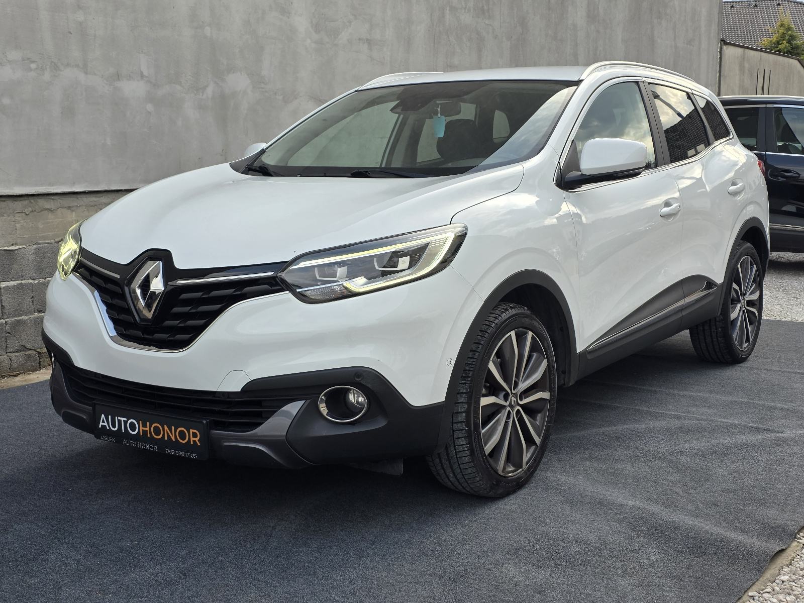 Renault Kadjar TCe 130 BOSE Kamera 360° LED Jamstvo 12 mj, pogled izvana - slika 1