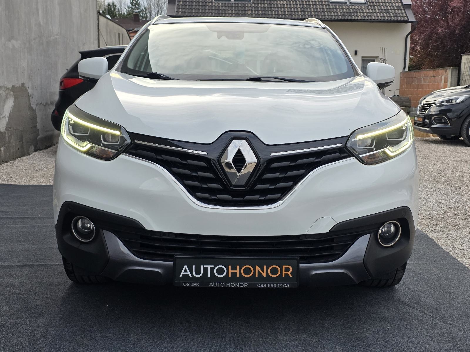 Renault Kadjar TCe 130 BOSE Kamera 360° LED Jamstvo 12 mj, pogled izvana - slika 3