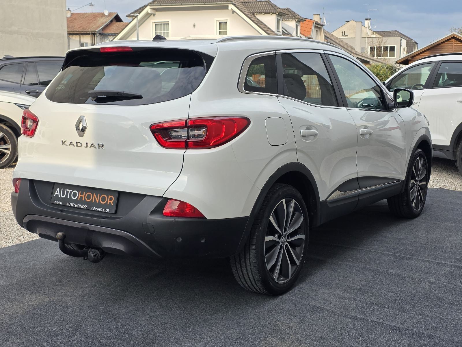 Renault Kadjar TCe 130 BOSE Kamera 360° LED Jamstvo 12 mj, pogled izvana - slika 5