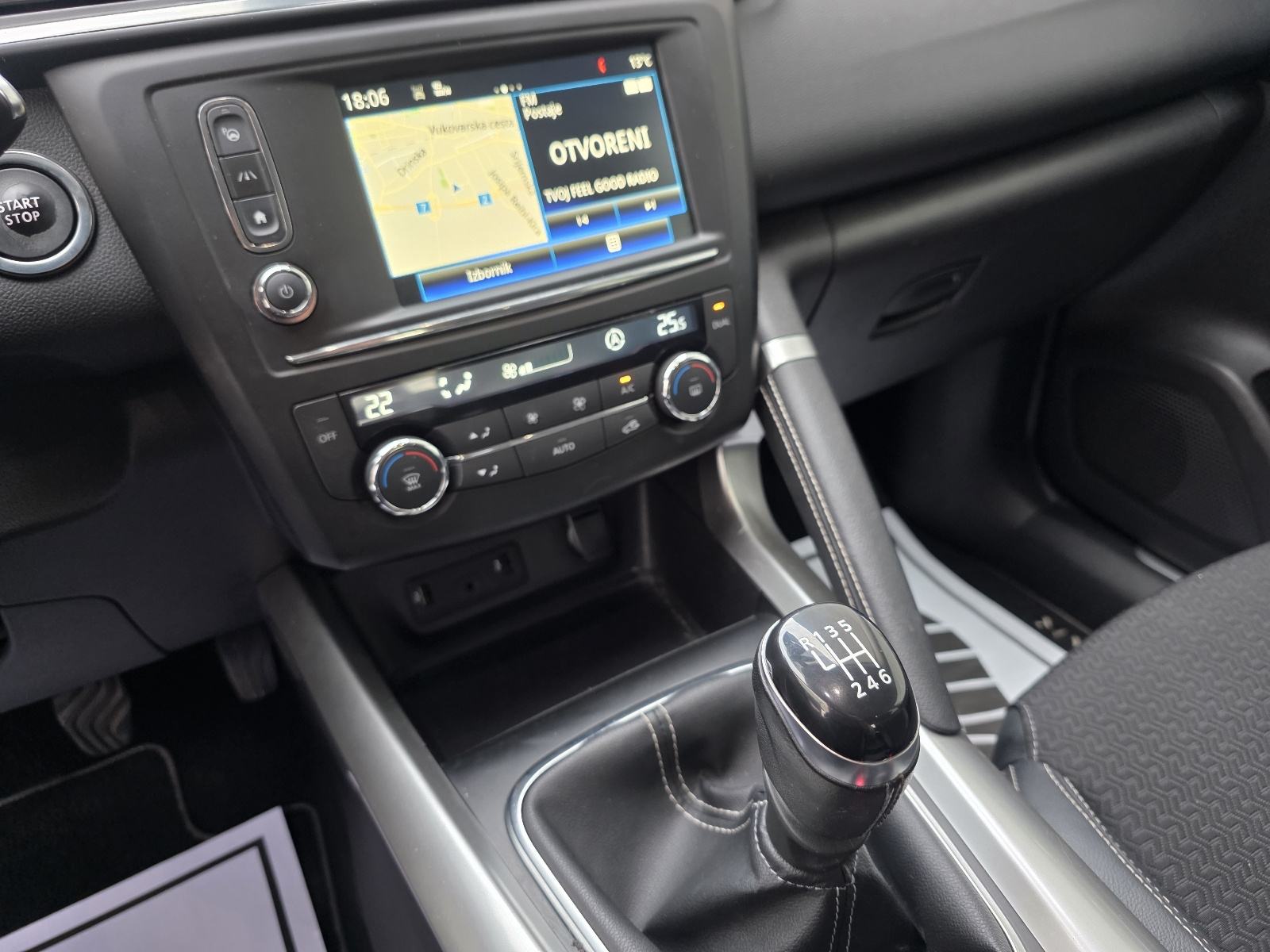Renault Kadjar TCe 130 BOSE Kamera 360° LED Jamstvo 12 mj, fotografija 19