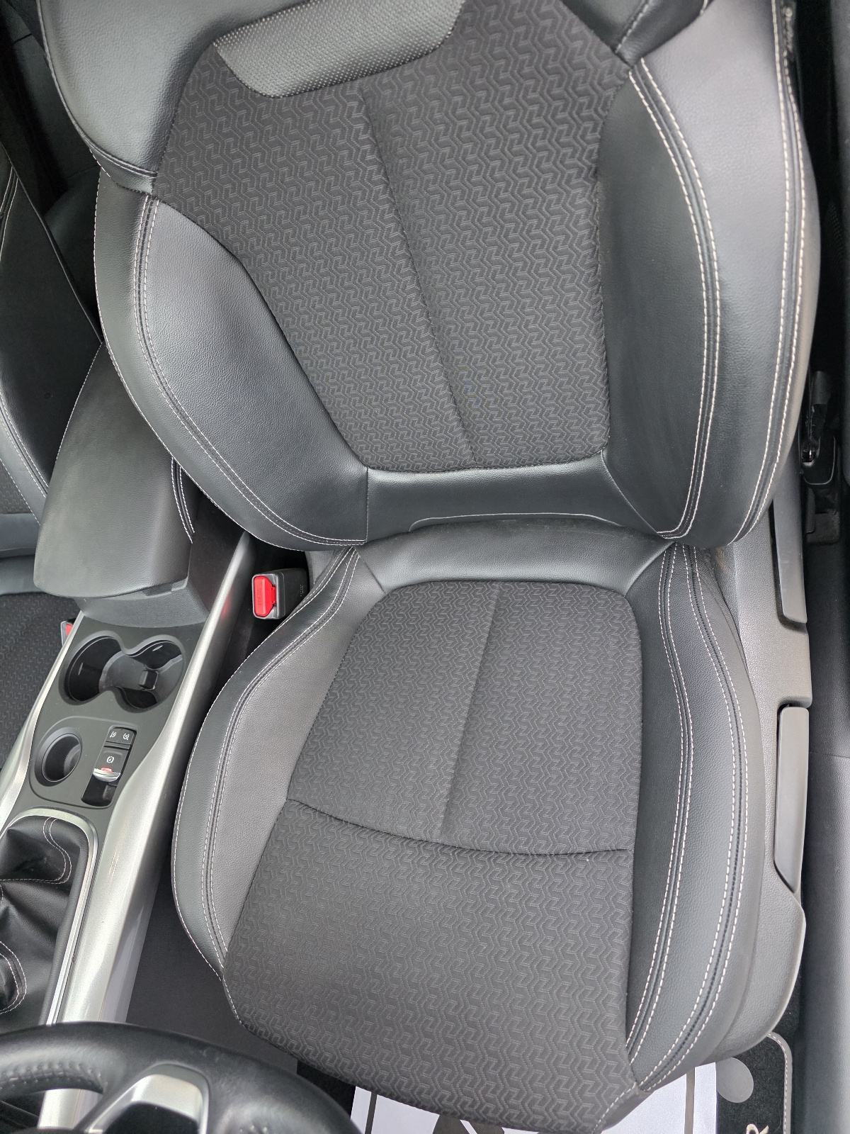 Renault Kadjar TCe 130 BOSE Kamera 360° LED Jamstvo 12 mj, fotografija 13