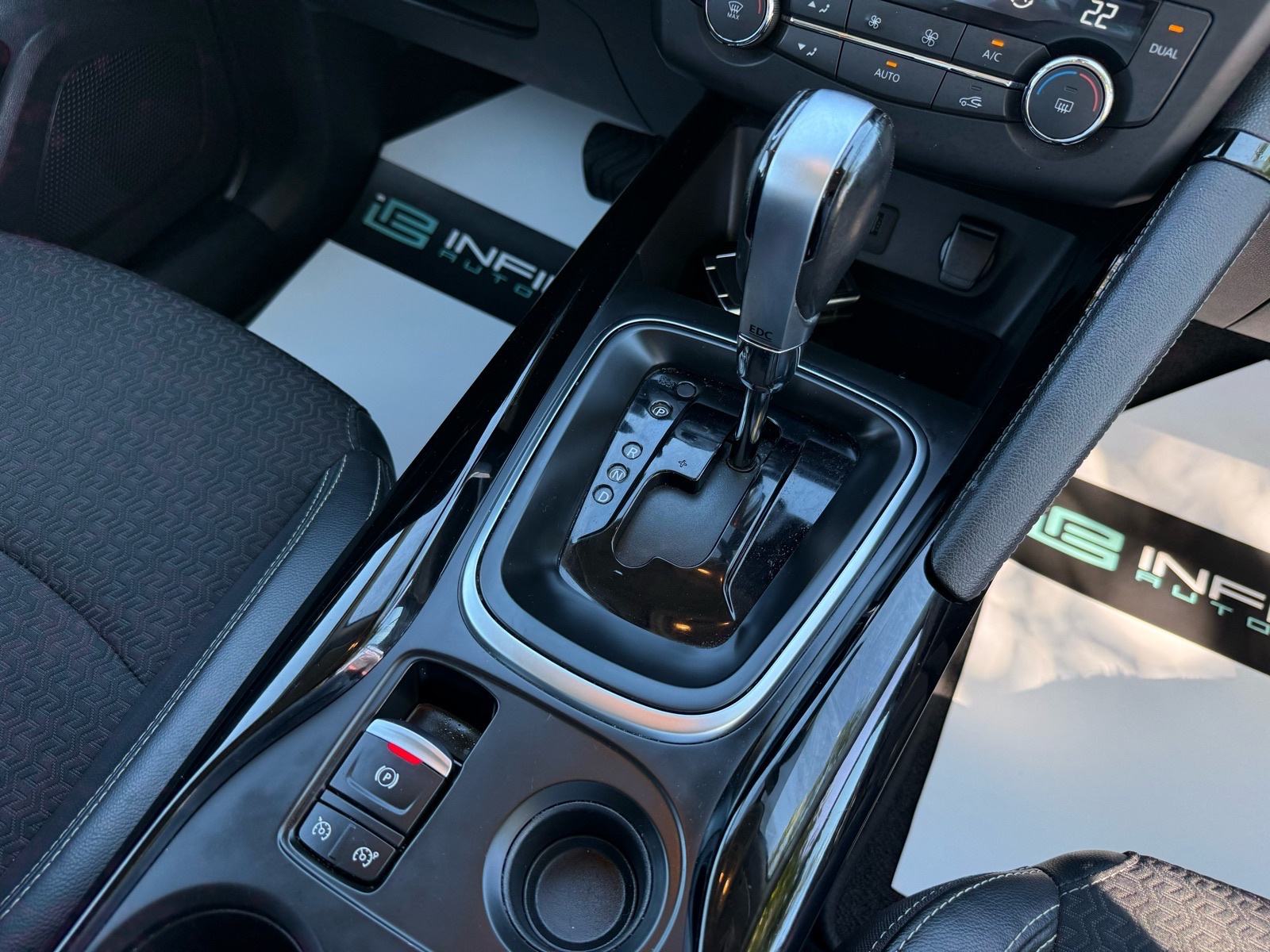 Renault Kadjar TCe 130 LEASING RATA 211€, AUTOMAT, NAVI, REG:05/2027, fotografija 15