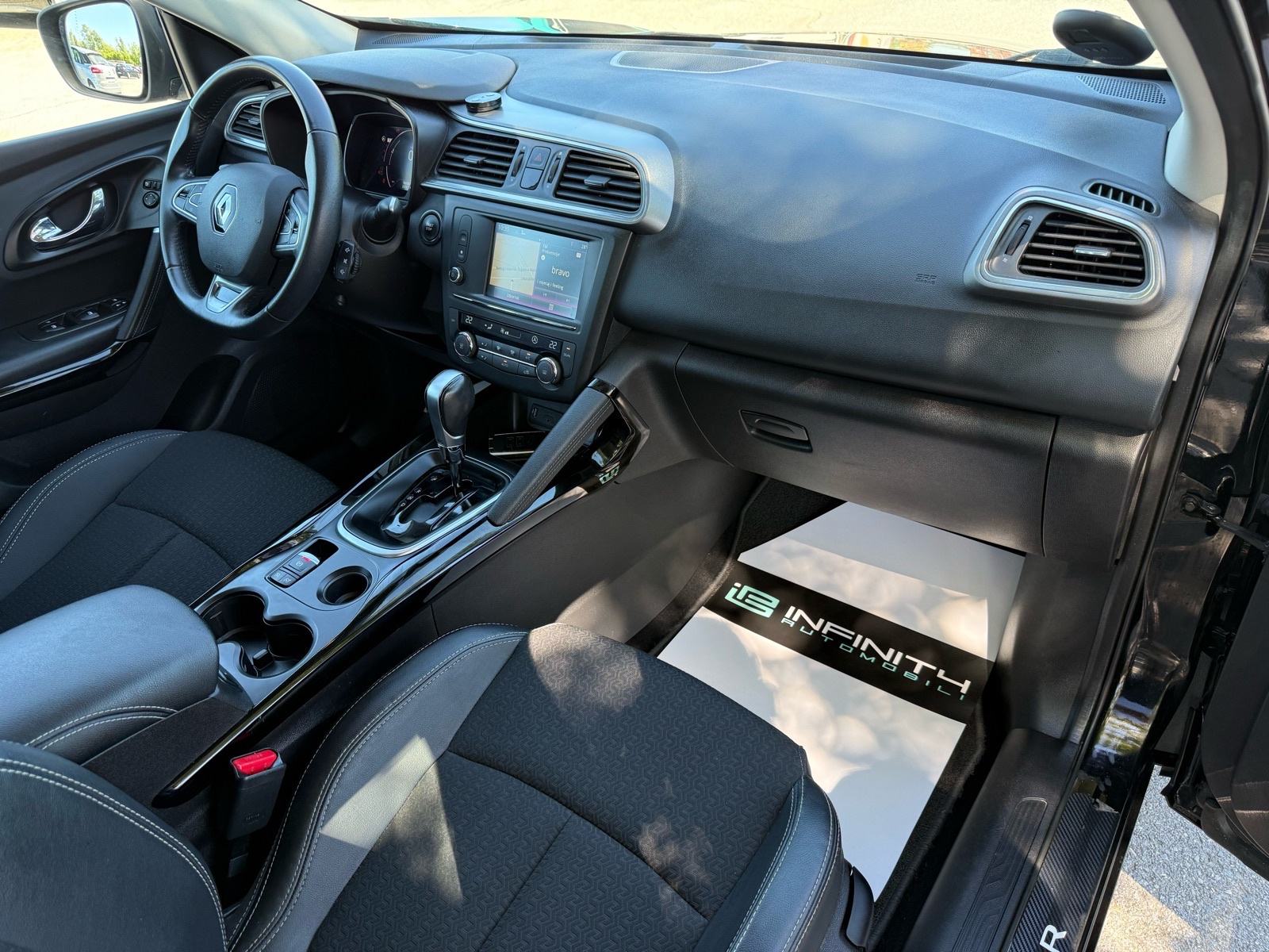 Renault Kadjar TCe 130 LEASING RATA 211€, AUTOMAT, NAVI, REG:05/2027, fotografija 18