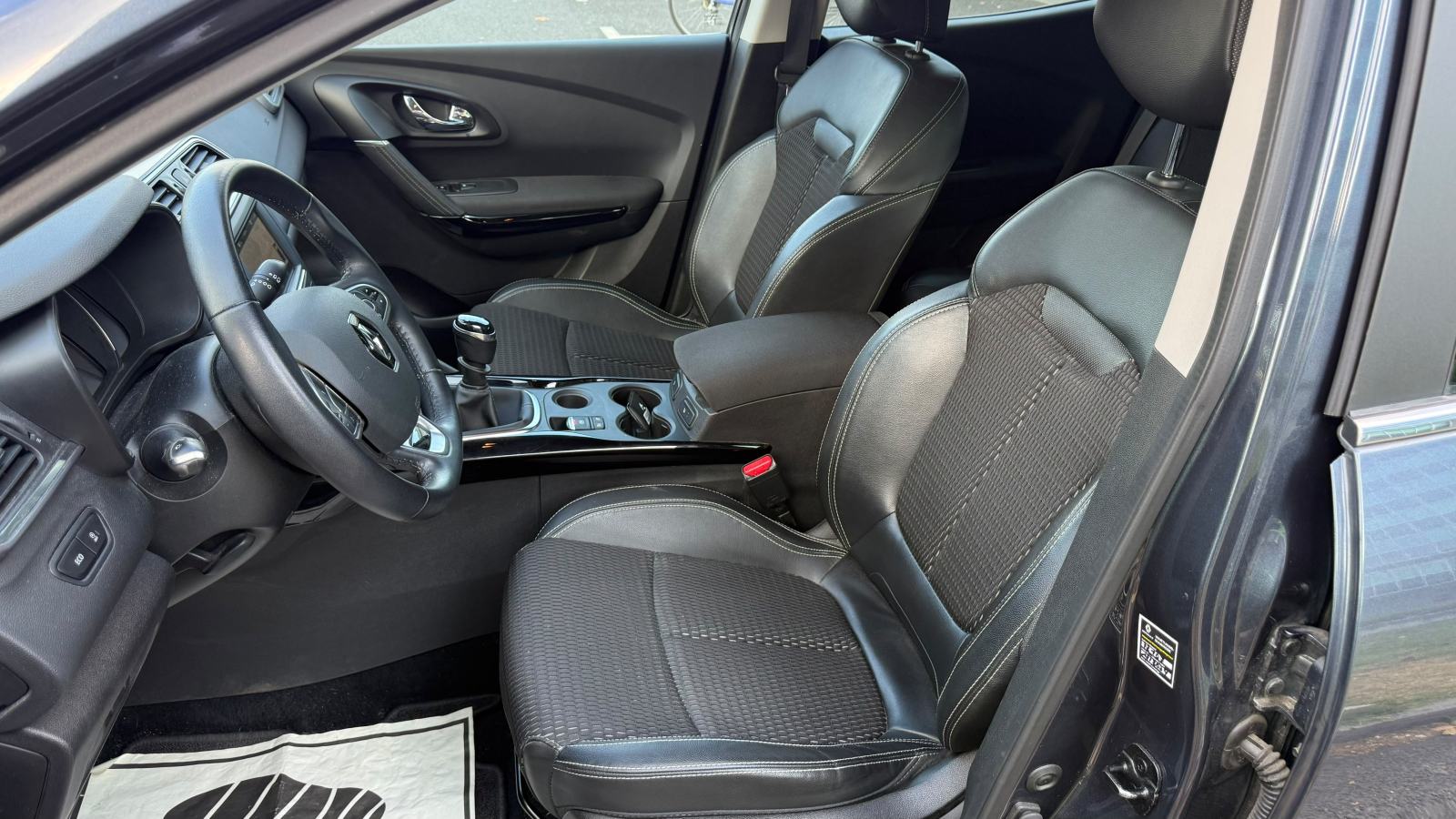 Renault Kadjar TCe 130, LIMITED, Kamera, 90.000km, TOP, fotografija 19