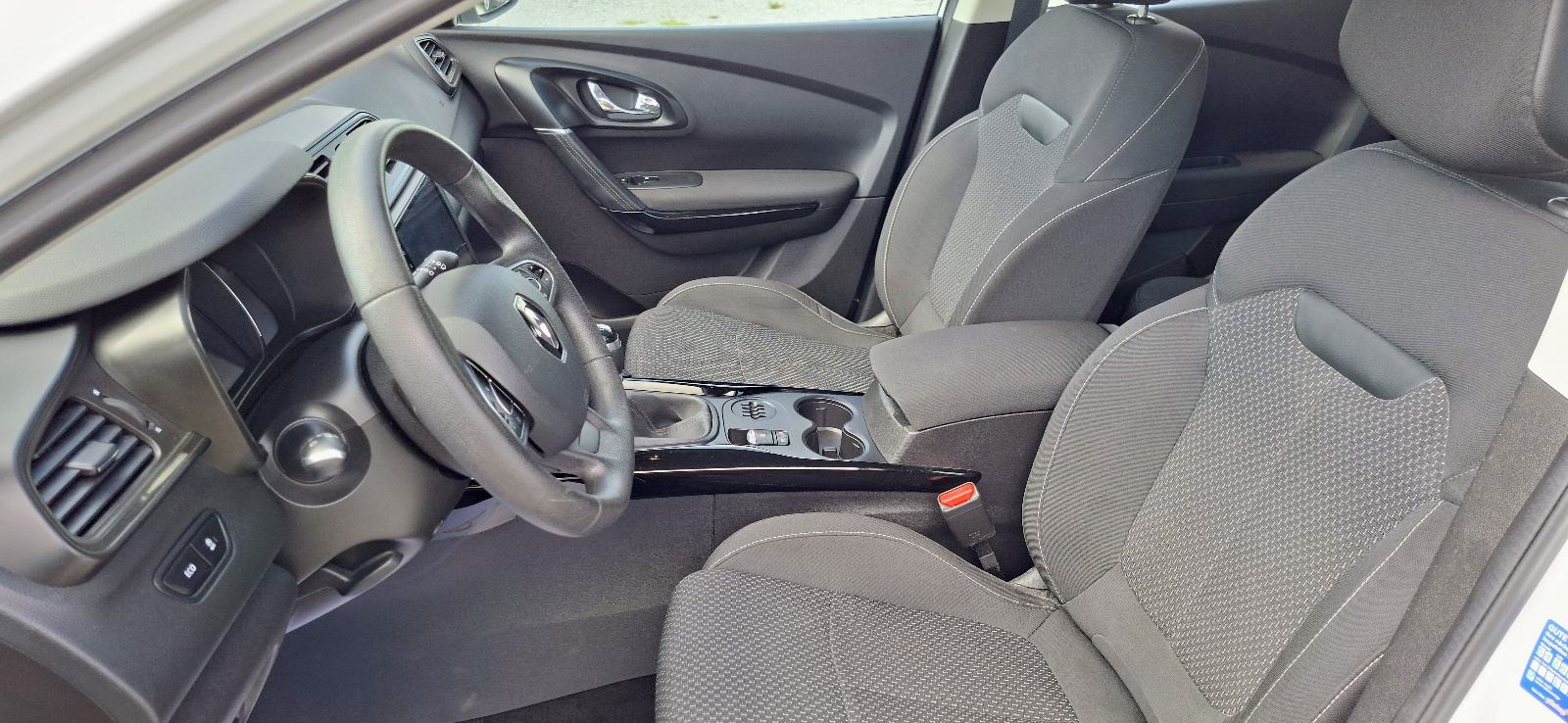 Renault Kadjar TCe 130, fotografija 10