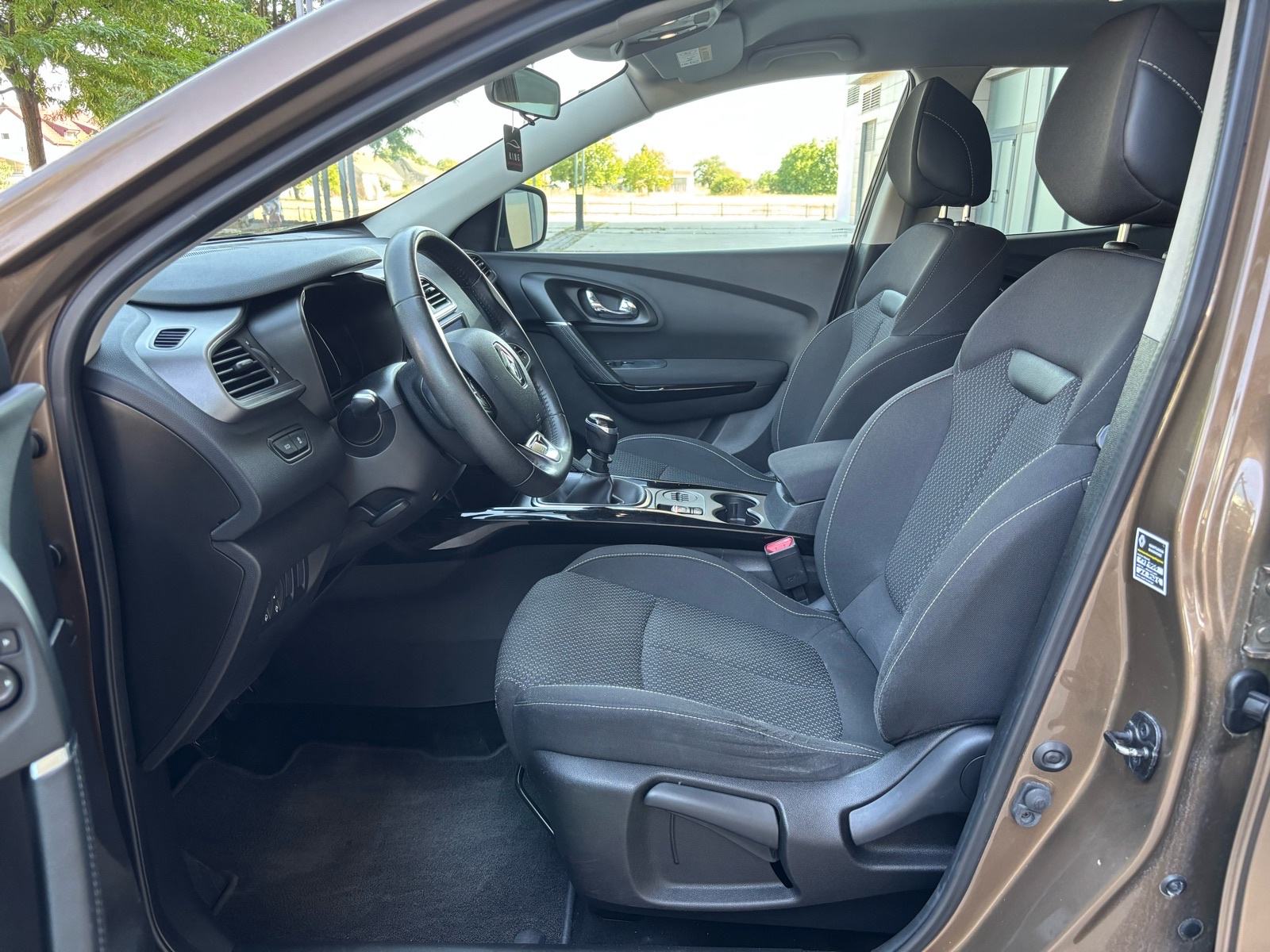 Renault Kadjar TCe 130, KLIMA, PDC, SERVISNA, JAMSTVO ✅️, fotografija 11