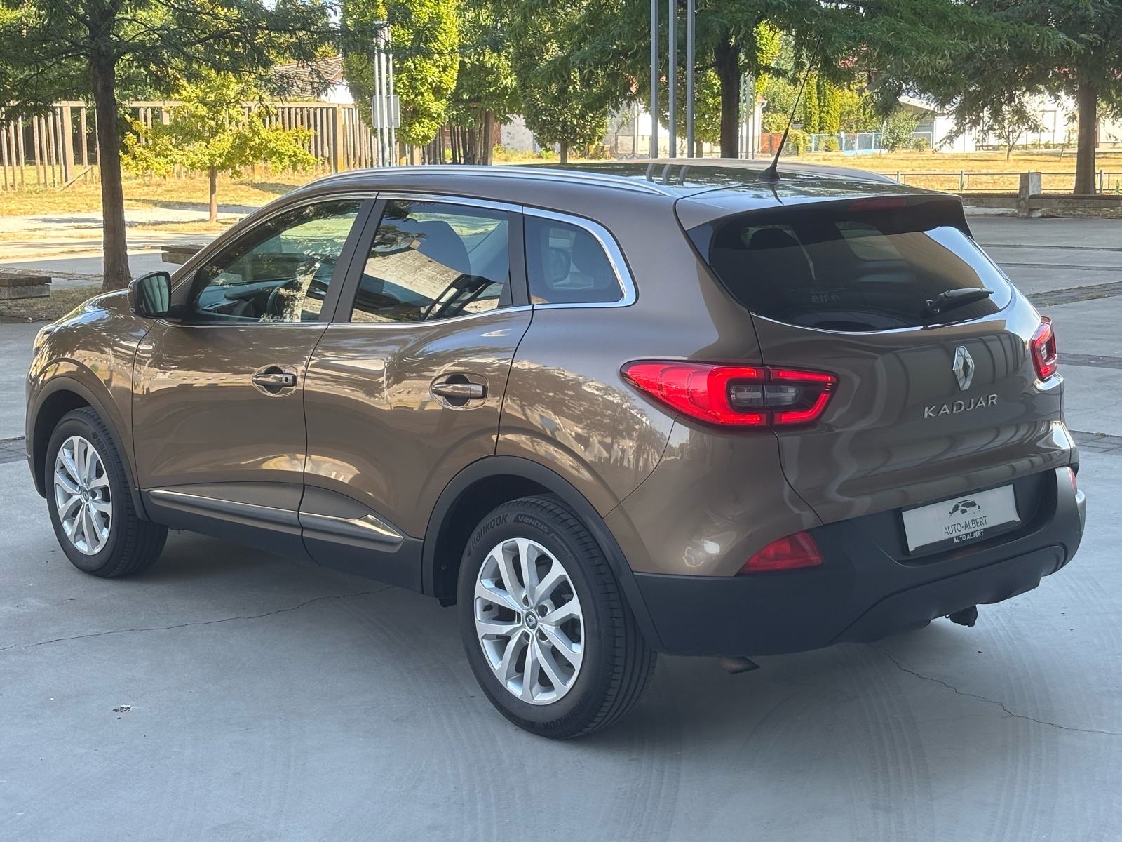 Renault Kadjar TCe 130, KLIMA, PDC, SERVISNA, JAMSTVO ✅️, fotografija 5