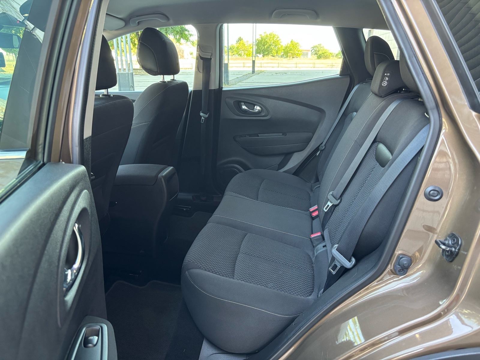 Renault Kadjar TCe 130, KLIMA, PDC, SERVISNA, JAMSTVO ✅️, fotografija 19