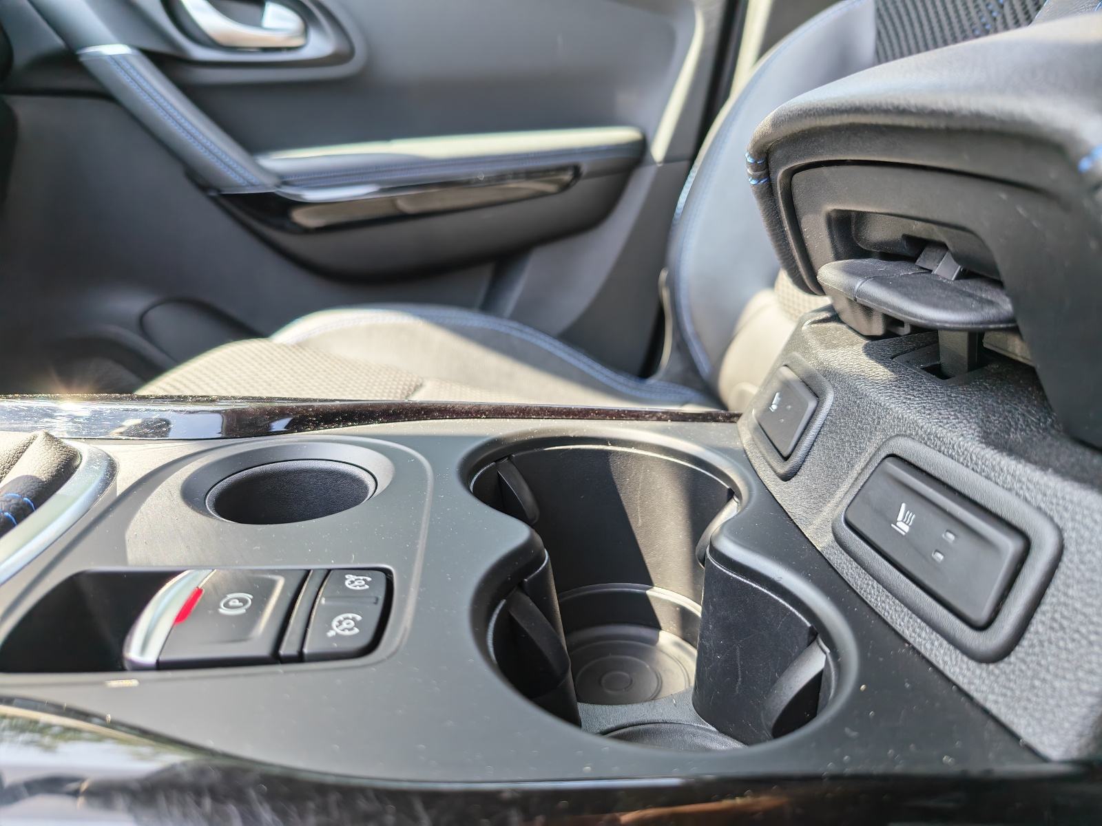 Renault Kadjar TCe 140 Limited, fotografija 18