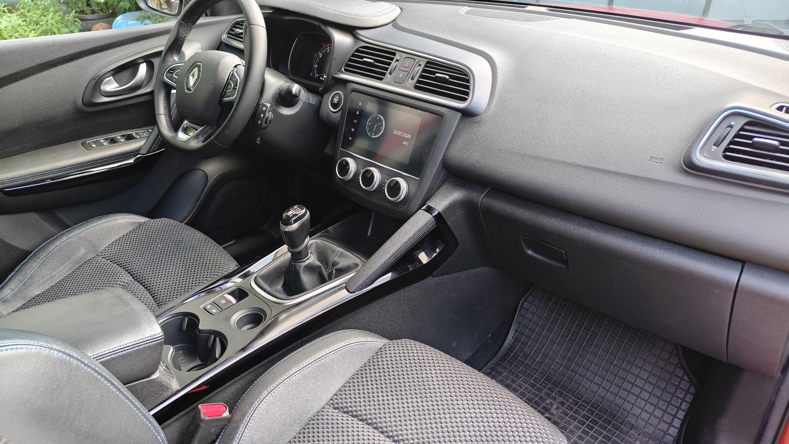 Renault Kadjar TCe 140, fotografija 11