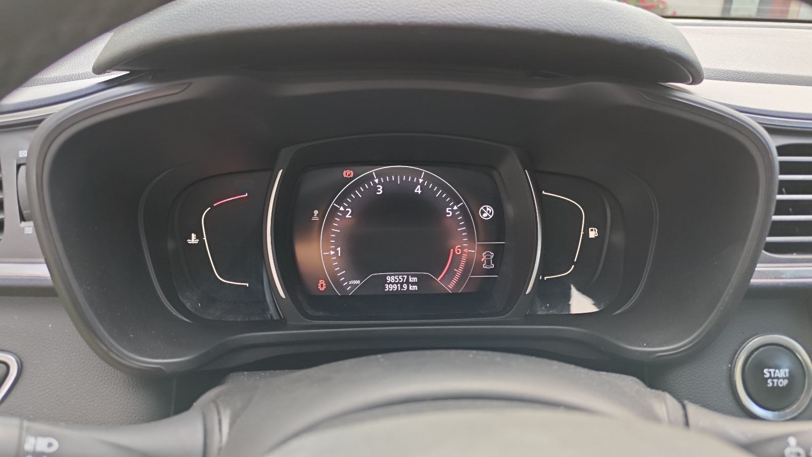 Renault Kadjar TCe 140, fotografija 12