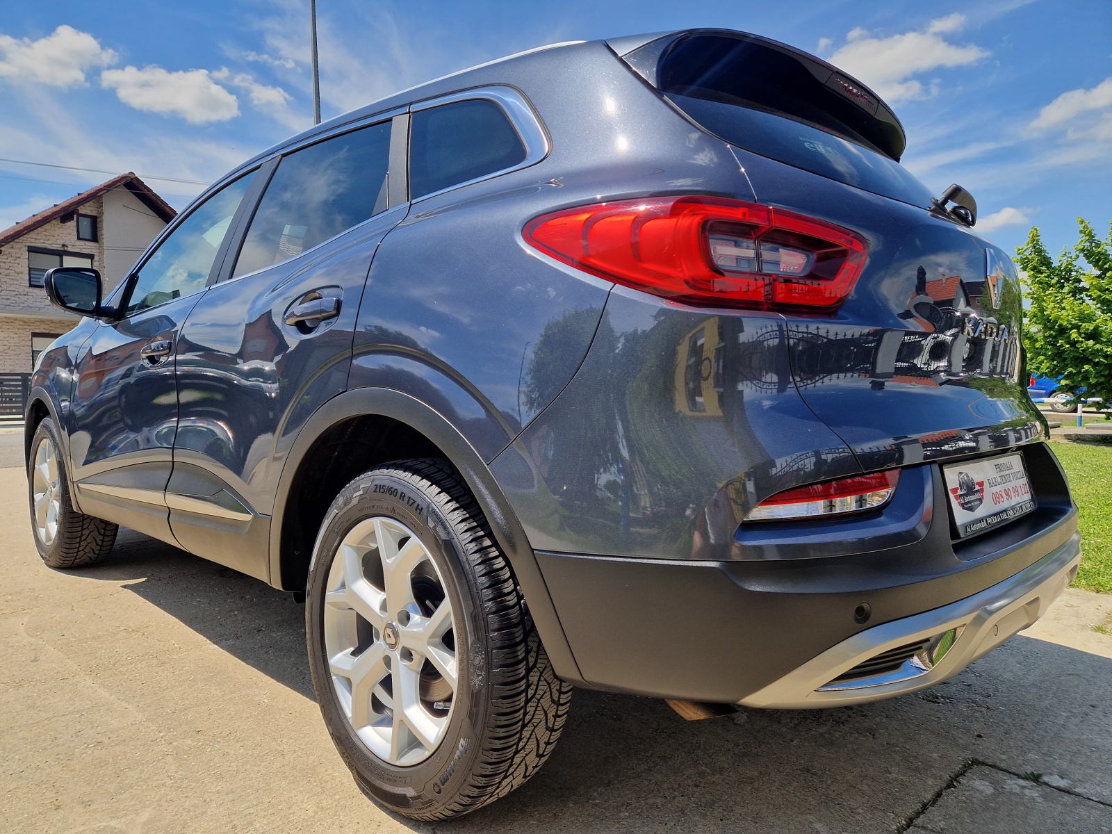 Renault Kadjar TCe automatik,65TKM,NAVI,LED,ALU,PDC,KAMERA,GR.SJEDALA, fotografija 3