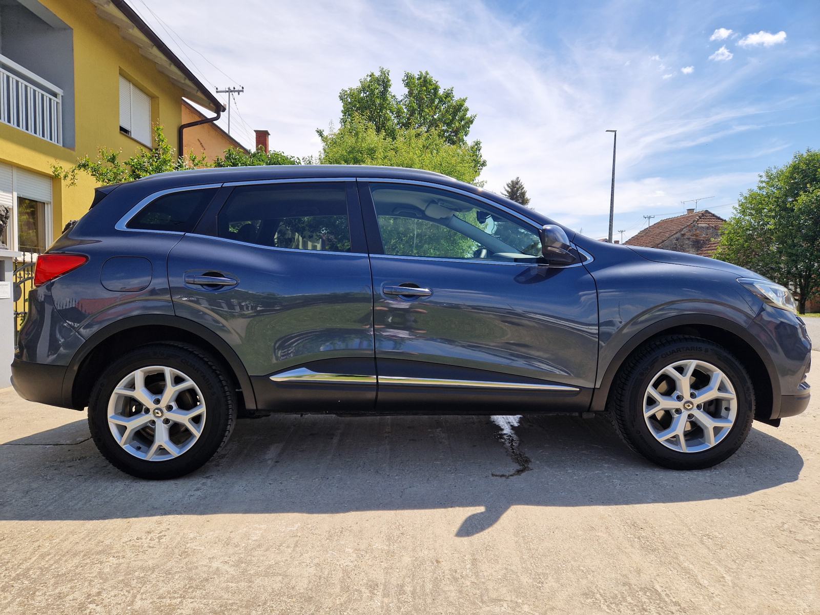 Renault Kadjar TCe automatik,65TKM,NAVI,LED,ALU,PDC,KAMERA,GR.SJEDALA, fotografija 6