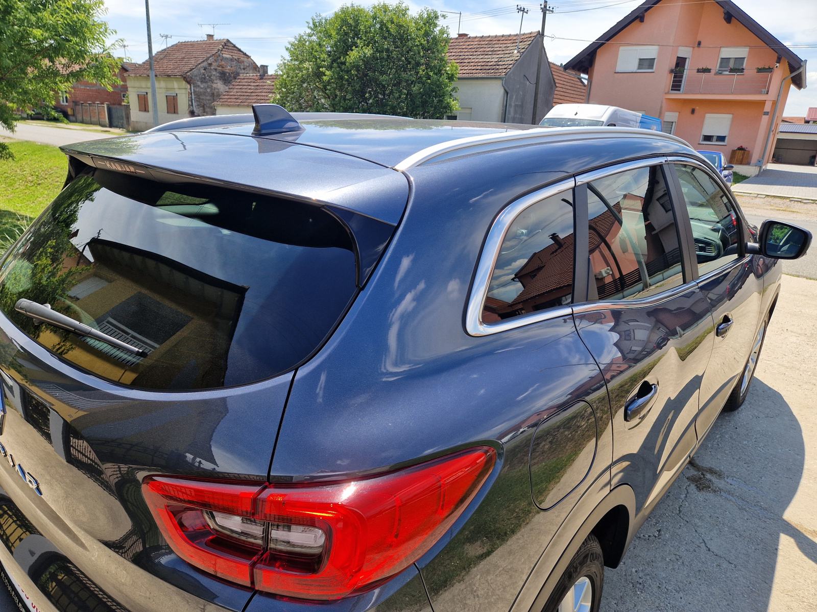 Renault Kadjar TCe automatik,65TKM,NAVI,LED,ALU,PDC,KAMERA,GR.SJEDALA, fotografija 11