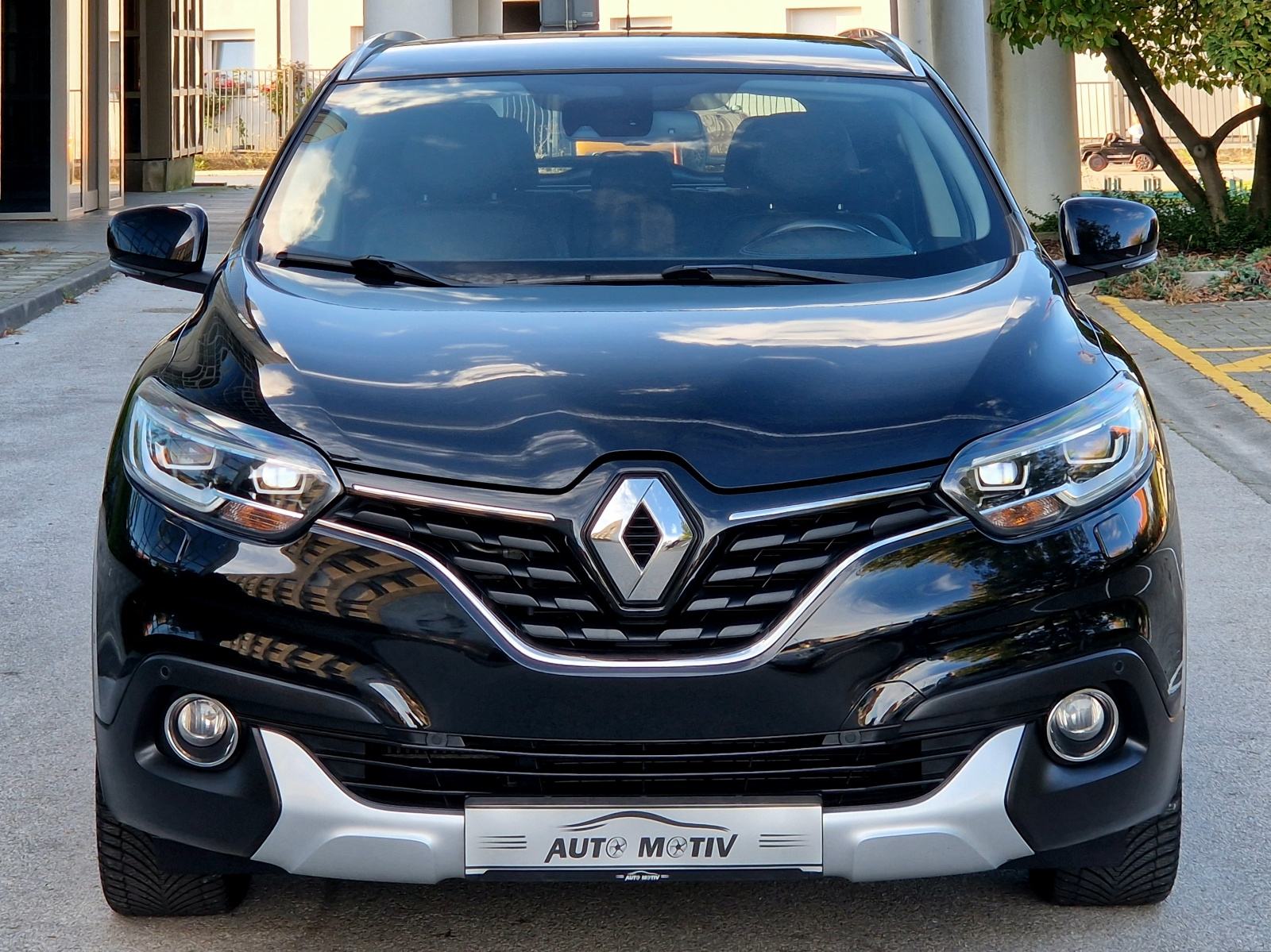 RENAULT KADJAR TCe S-EDITION - **1.VLASNIK - 39.000 KM - TOP STANJE**, fotografija 3