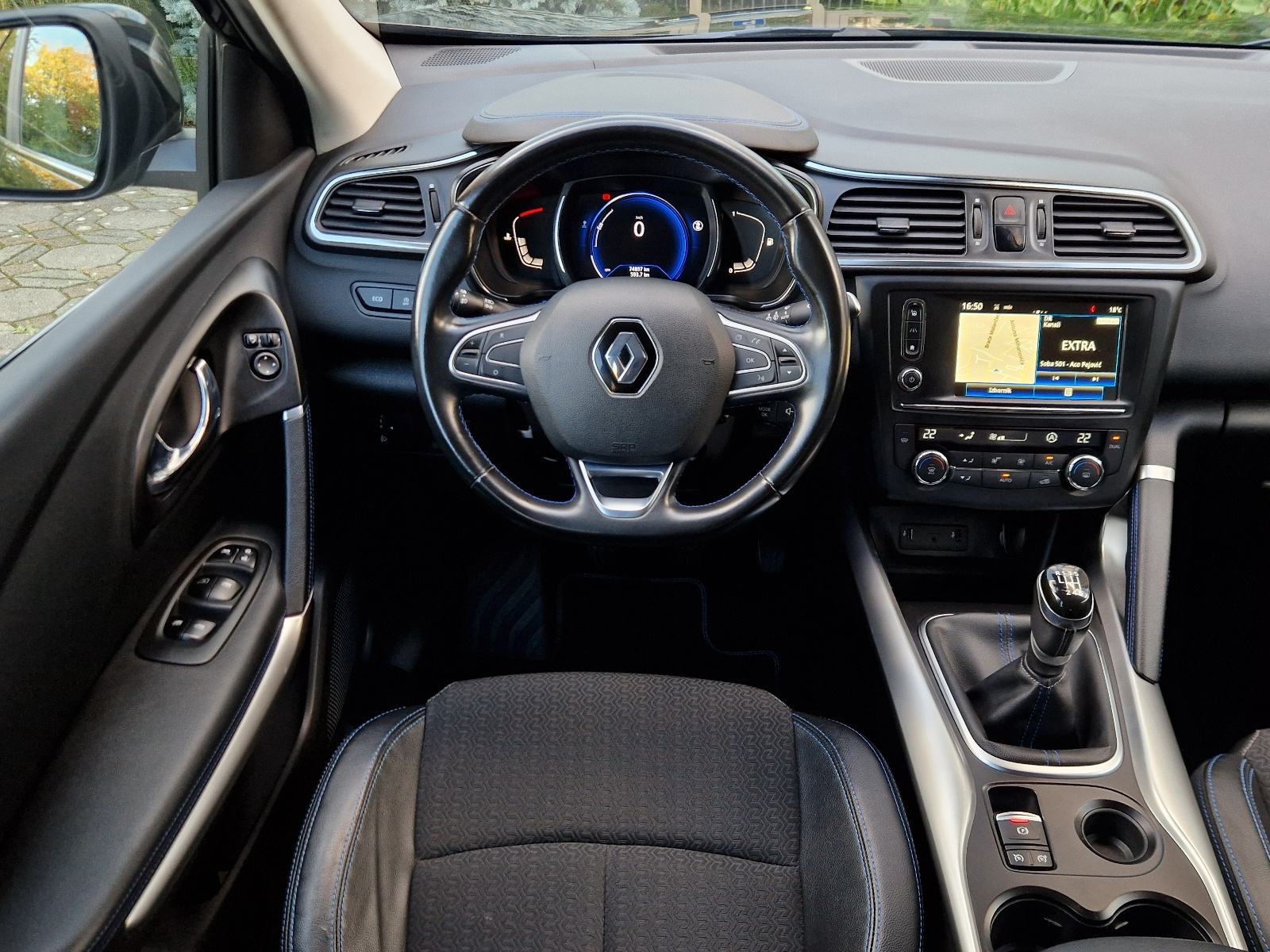 RENAULT KADJAR TCe S-EDITION - **1.VLASNIK - 39.000 KM - TOP STANJE**, fotografija 20