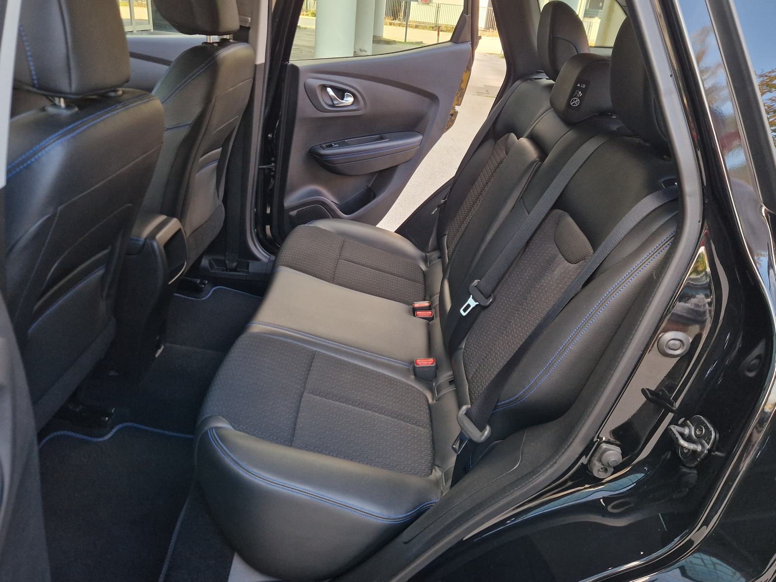 RENAULT KADJAR TCe S-EDITION - **1.VLASNIK - 39.000 KM - TOP STANJE**, fotografija 14