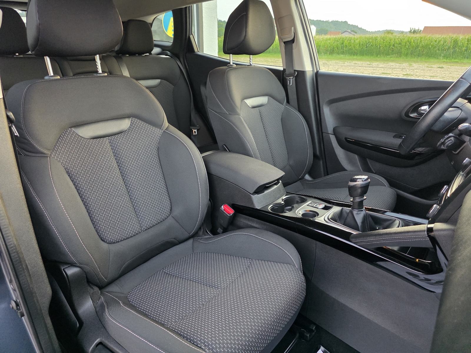 Renault Kadjar ZEN ENERGY dCi 110,81kw,6 BRZINA,NAVI,TEMP.,MOG.KREDITA, fotografija 14