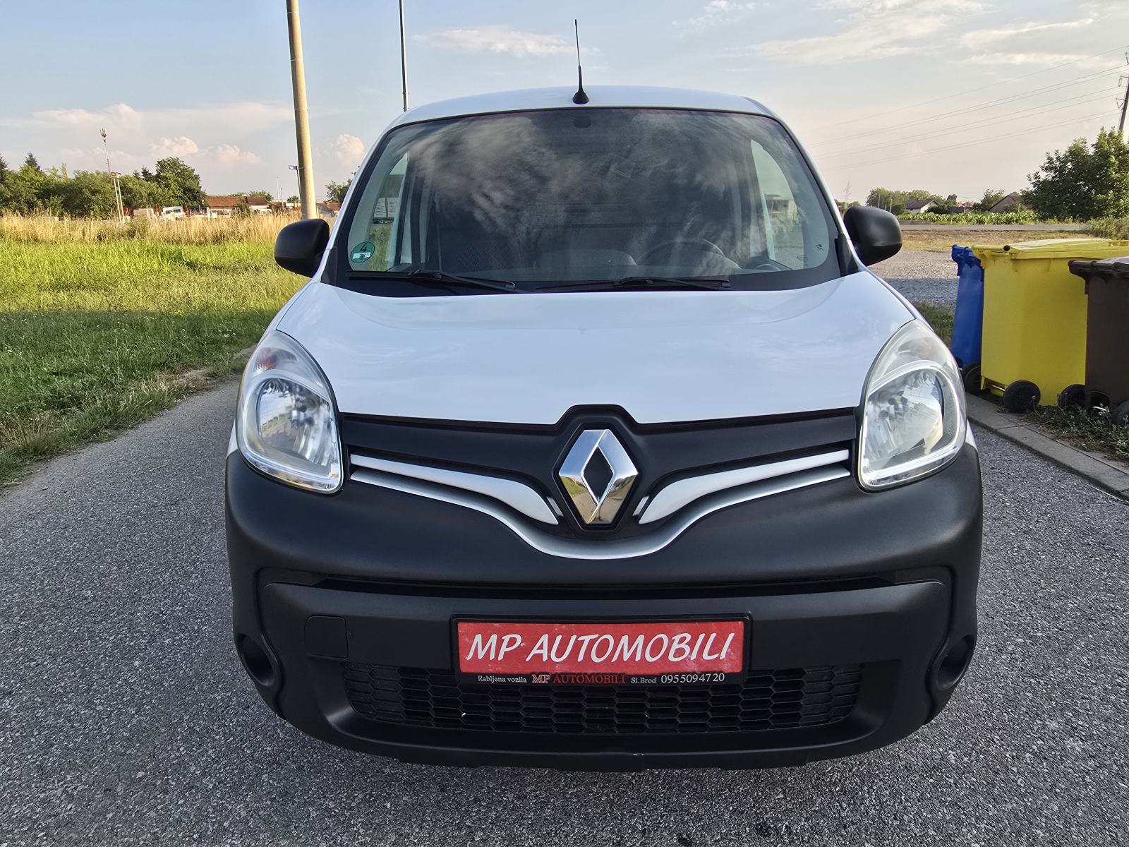 Renault Kangoo 1,5 dCi-110ks-2015gd.md-MAXI-u PDV-u187tkm,klima,KARTIC, fotografija 3
