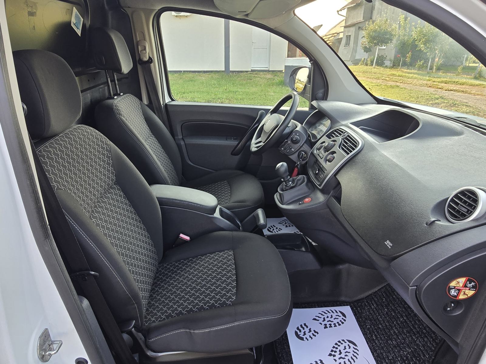 Renault Kangoo 1,5 dCi-110ks-2015gd.md-MAXI-u PDV-u187tkm,klima,KARTIC, fotografija 12