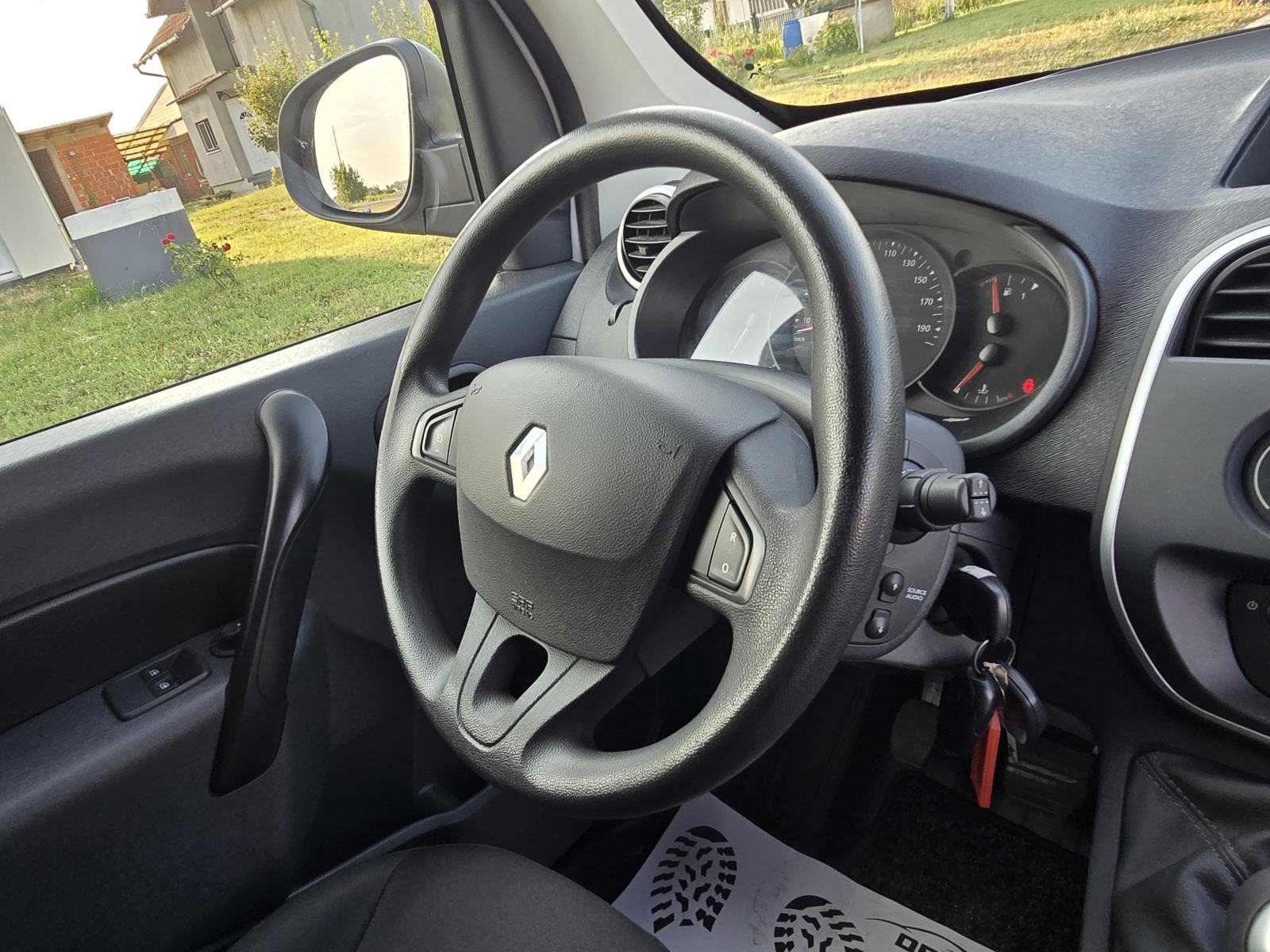 Renault Kangoo 1,5 dCi-110ks-2015gd.md-MAXI-u PDV-u187tkm,klima,KARTIC, fotografija 13