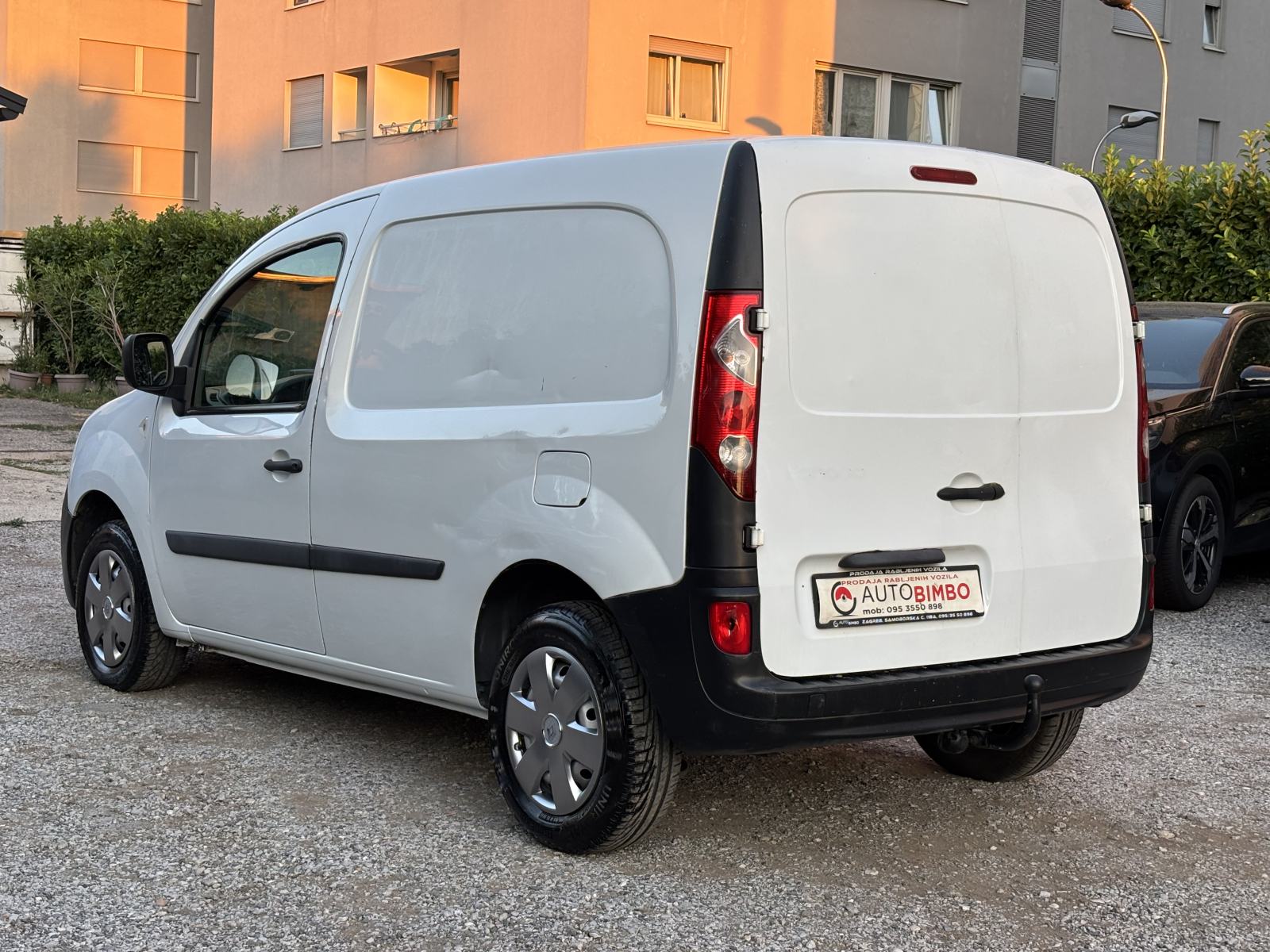 RENAULT KANGOO 1,5 dCi 2009 GODINA ODLIČNO STANJE CIJENA 3,400€!!!, fotografija 5