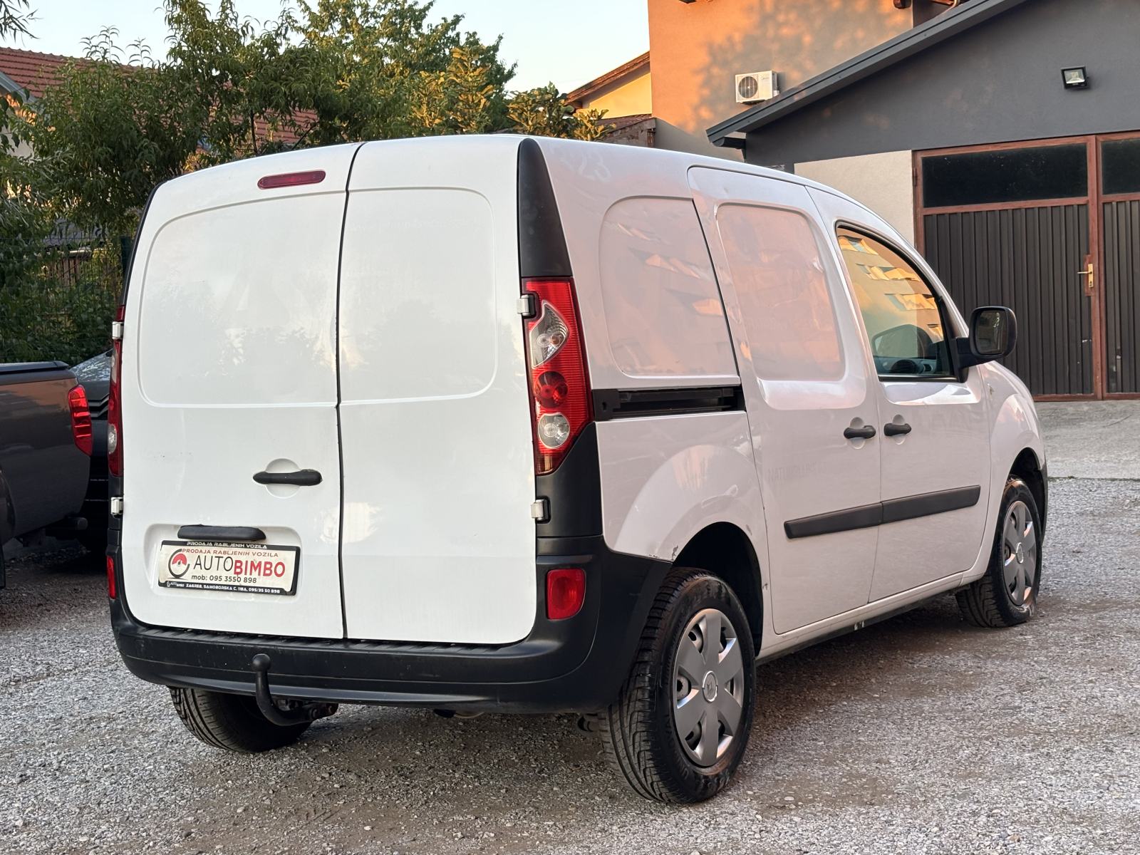 RENAULT KANGOO 1,5 dCi 2009 GODINA ODLIČNO STANJE CIJENA 3,400€!!!, fotografija 6