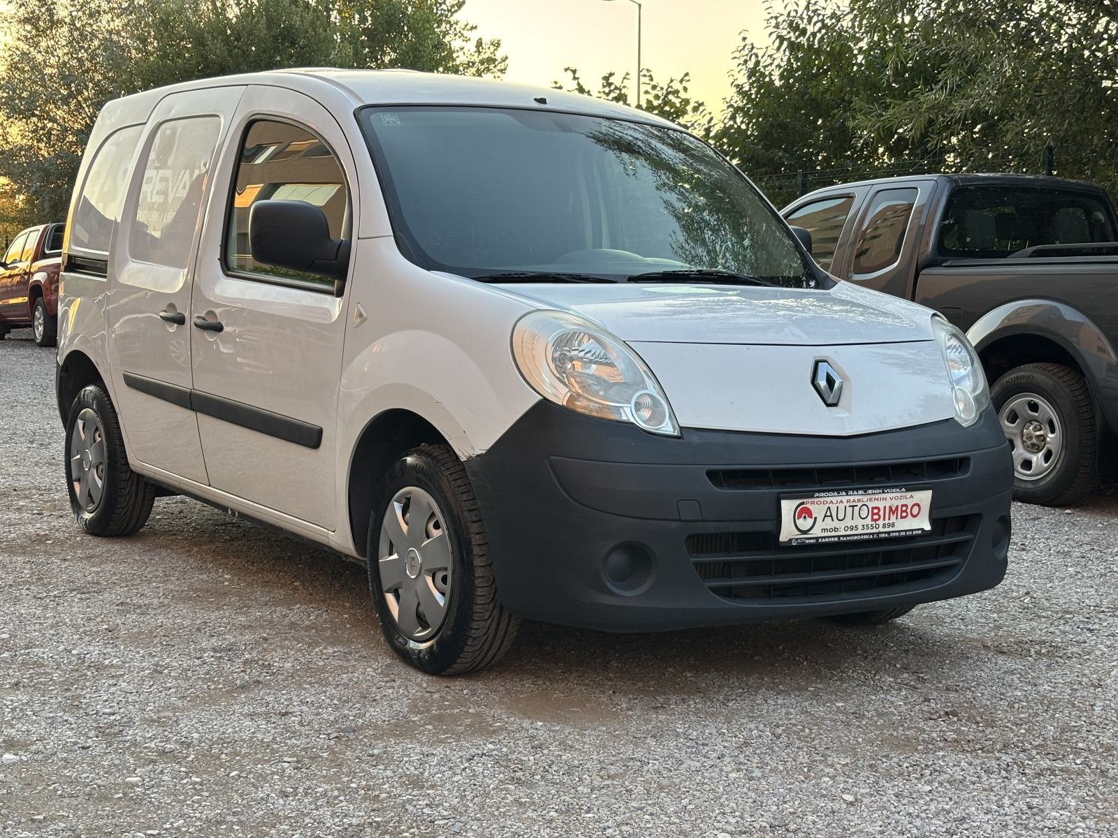 RENAULT KANGOO 1,5 dCi 2009 GODINA ODLIČNO STANJE CIJENA 3,400€!!!, fotografija 4