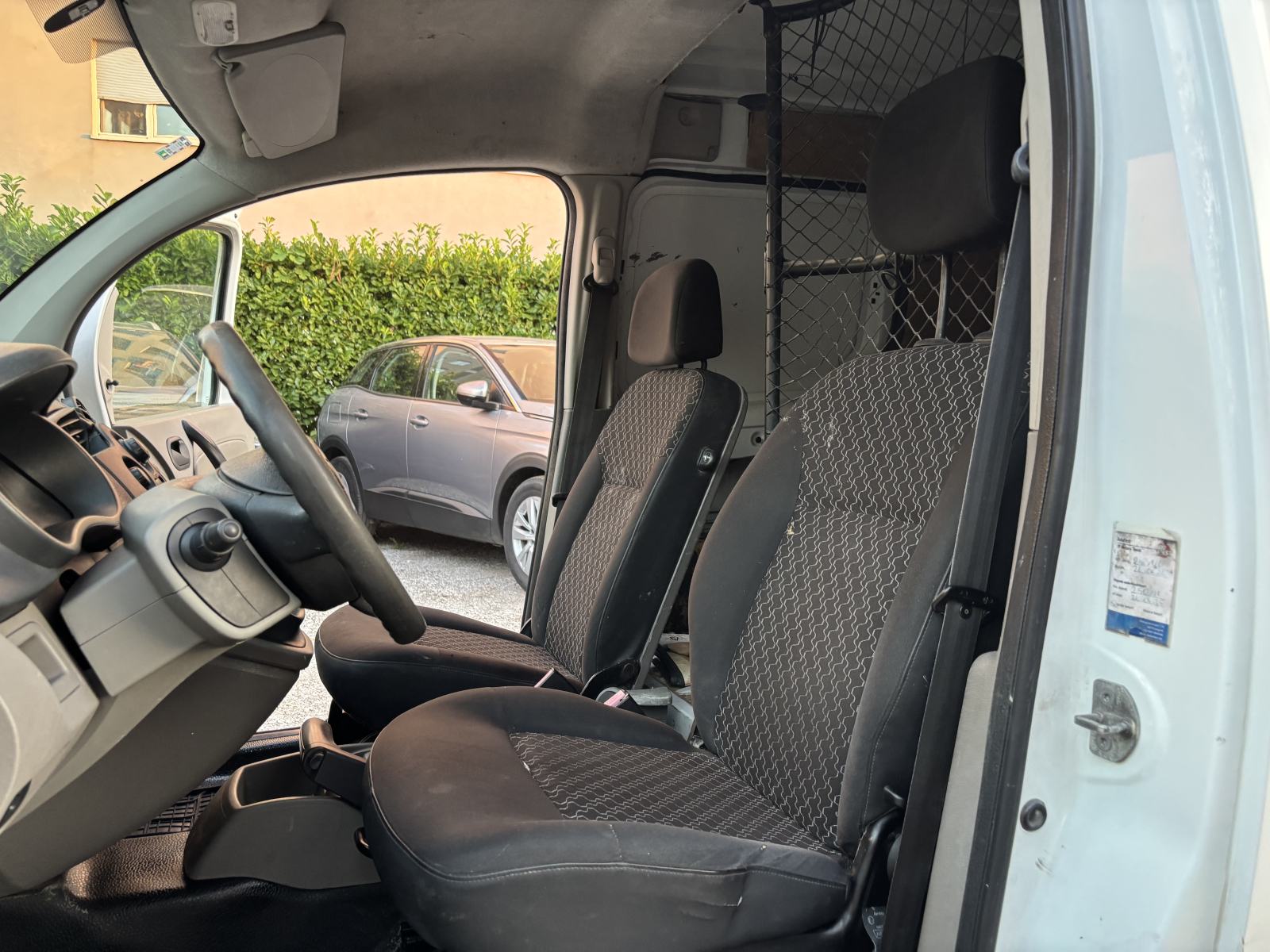 RENAULT KANGOO 1,5 dCi 2009 GODINA ODLIČNO STANJE CIJENA 3,400€!!!, fotografija 11