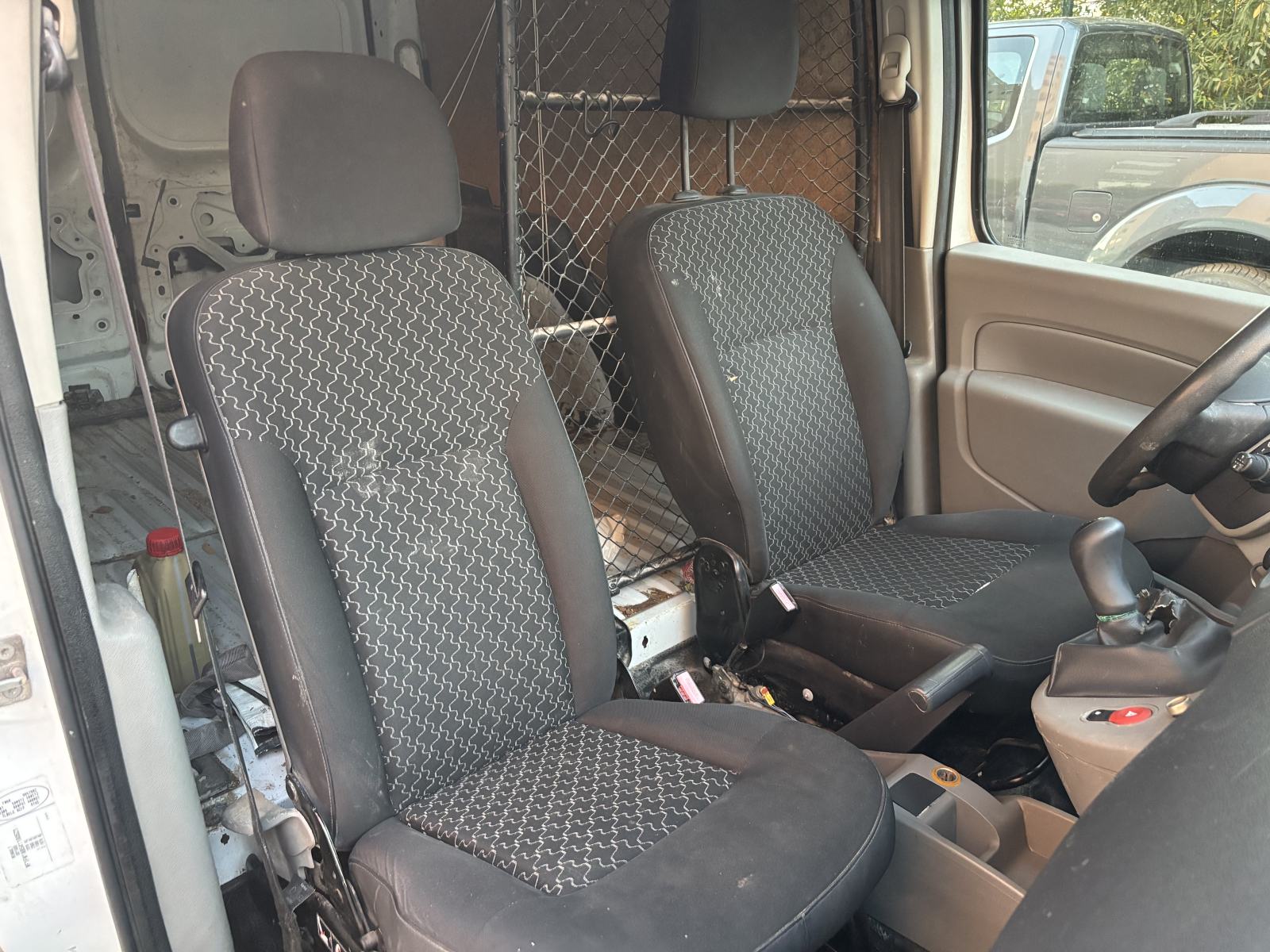 RENAULT KANGOO 1,5 dCi 2009 GODINA ODLIČNO STANJE CIJENA 3,400€!!!, fotografija 9