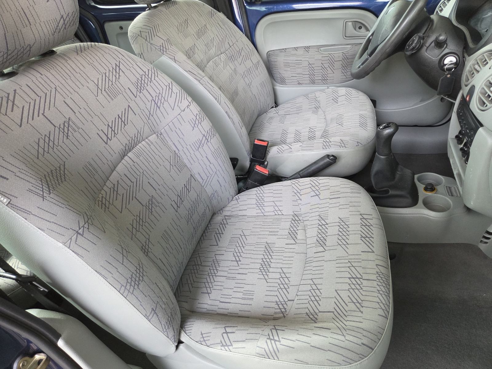 RENAULT KANGOO 1,5 dCi KLIMA EL.PODIZAČI TOP STANJE, fotografija 11