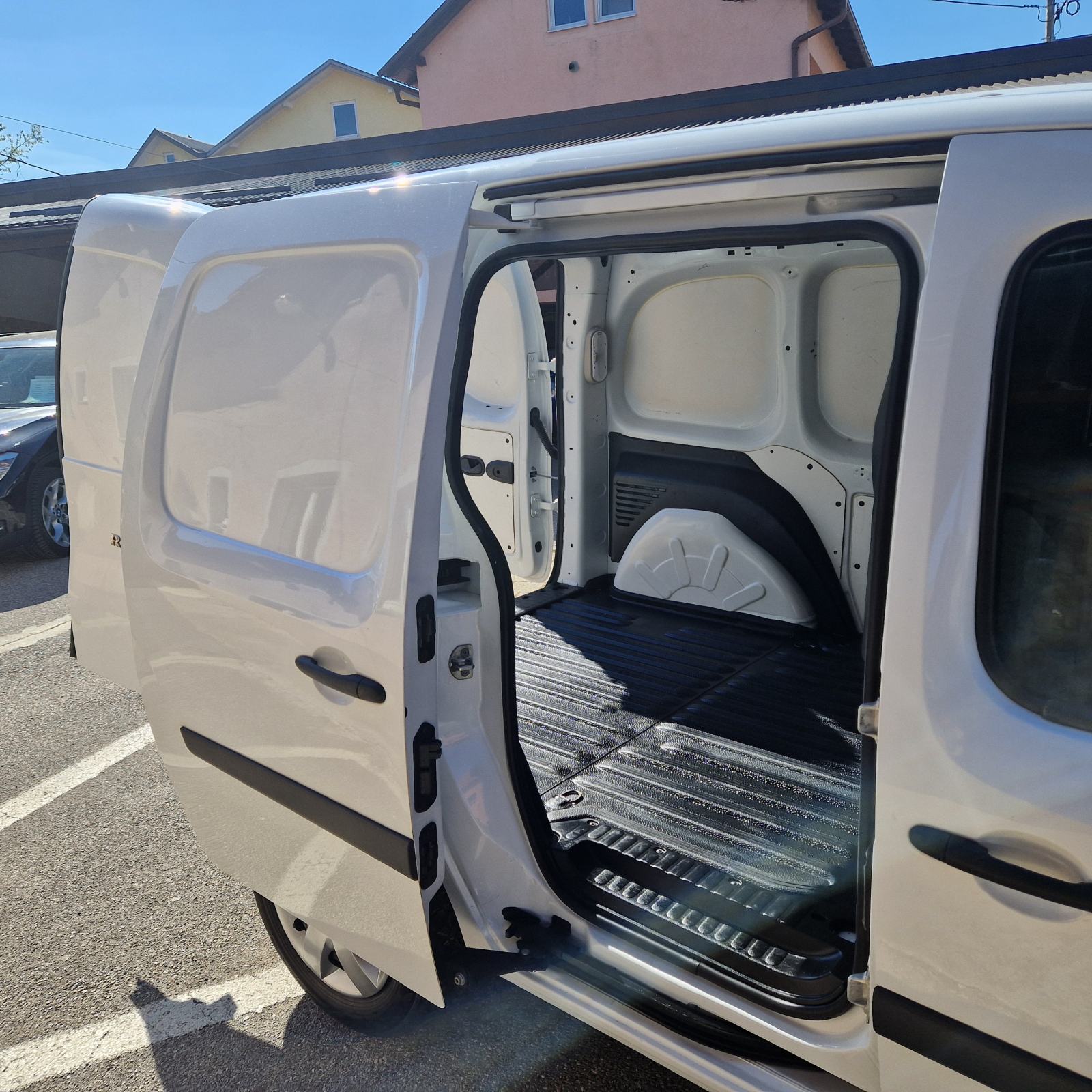 RENAULT KANGOO 1.5 DCI KLIMA, NA IME KUPCA DO REGISTRACIJE., fotografija 9