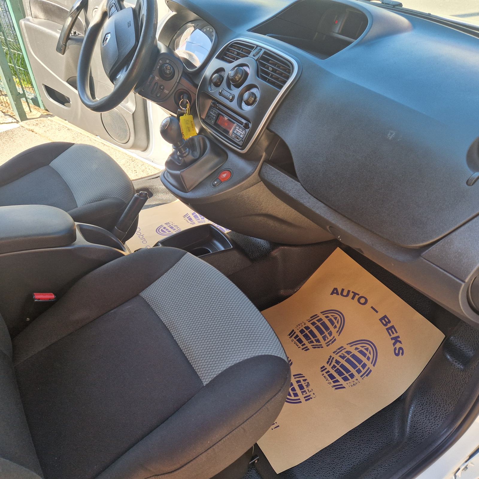 RENAULT KANGOO 1.5 DCI KLIMA, NA IME KUPCA DO REGISTRACIJE., fotografija 11