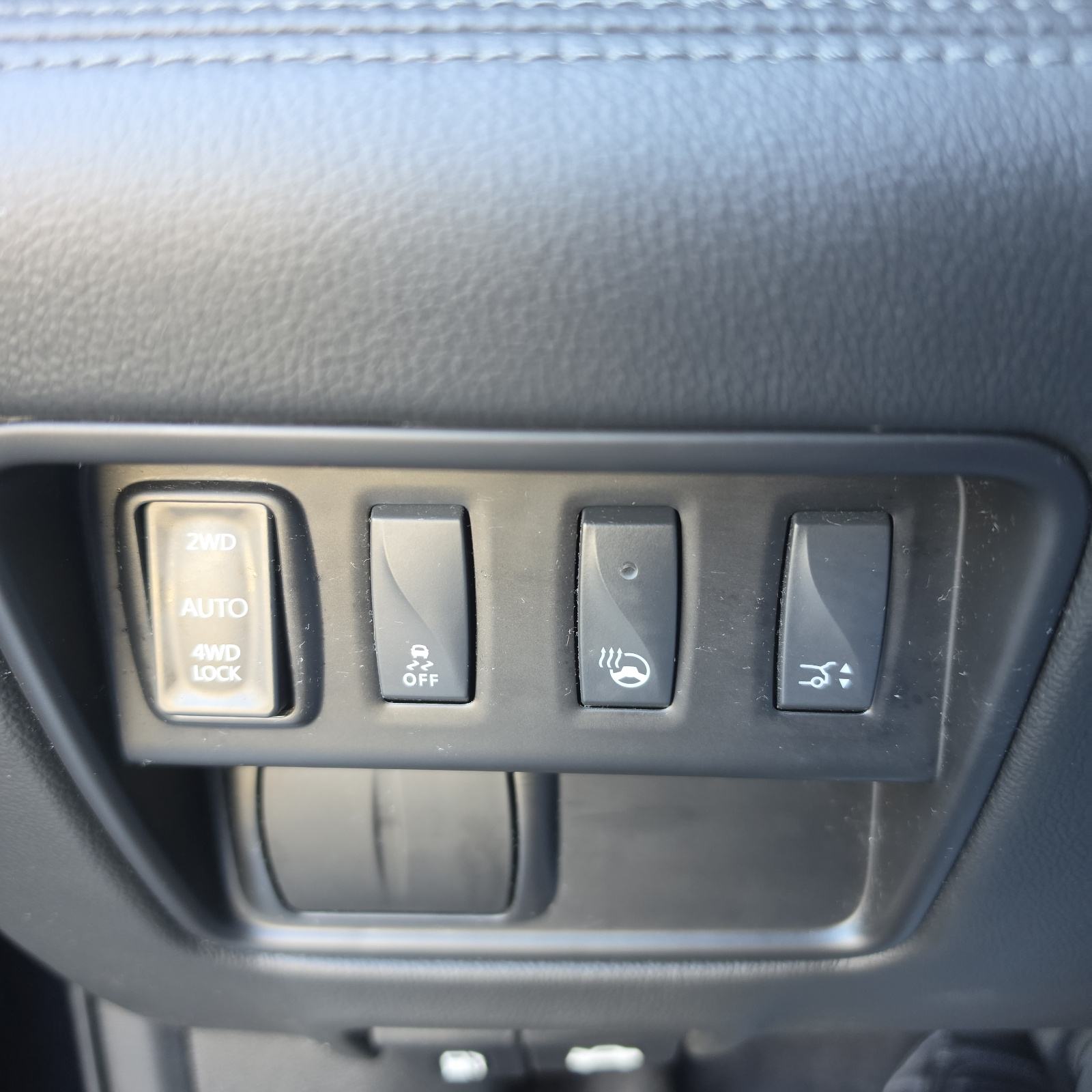 Renault Koleos 2.0 dCi 175 4X4 INITIALE PARIS AUTOMATIK PANORAMA, fotografija 12