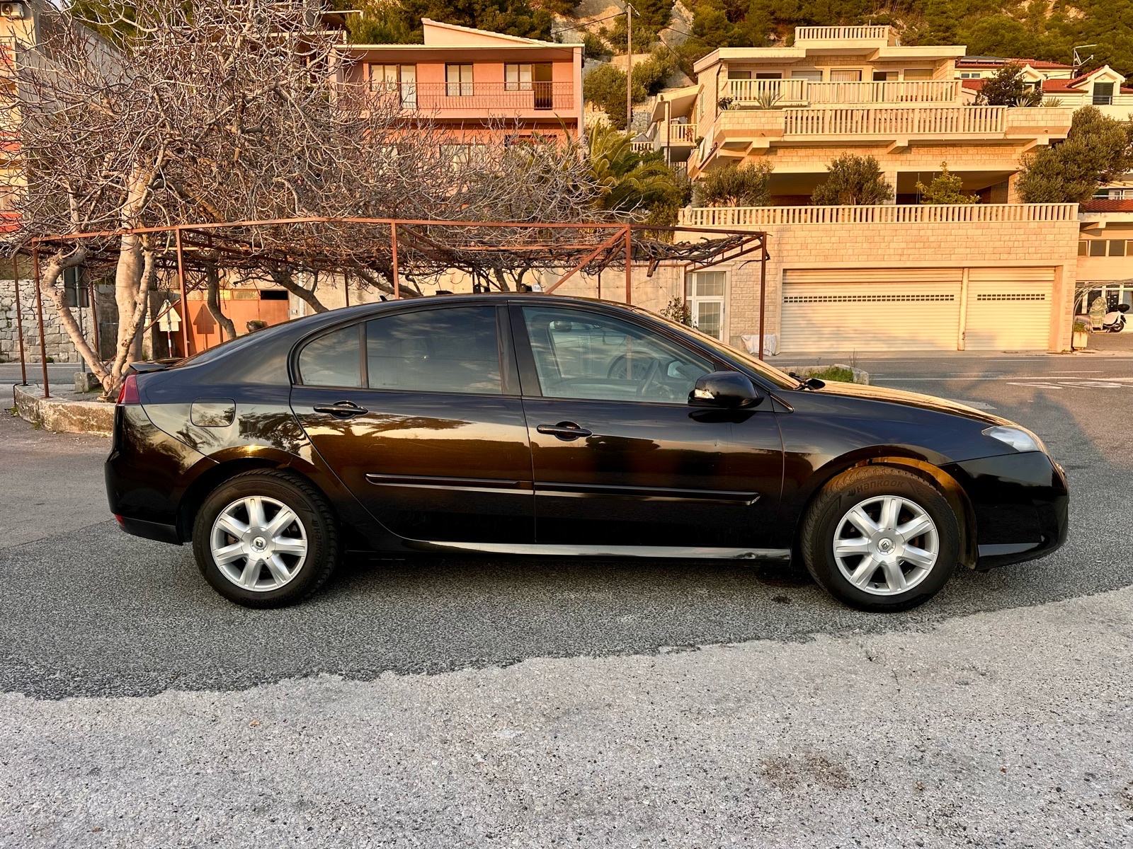 Renault Laguna 1,5 dCi Black edition, fotografija 8