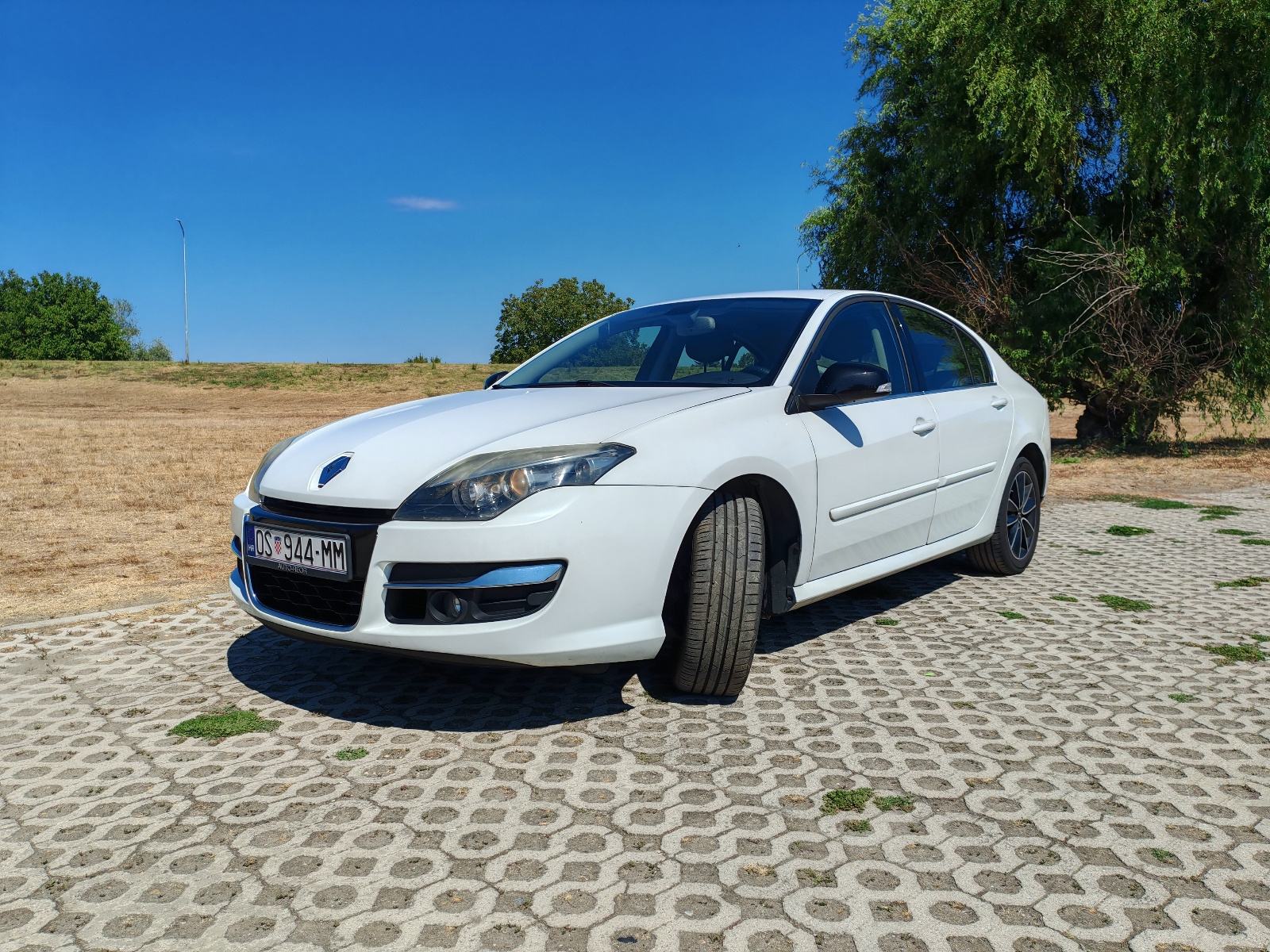 Renault Laguna 1,5 dCi Eco, fotografija 2