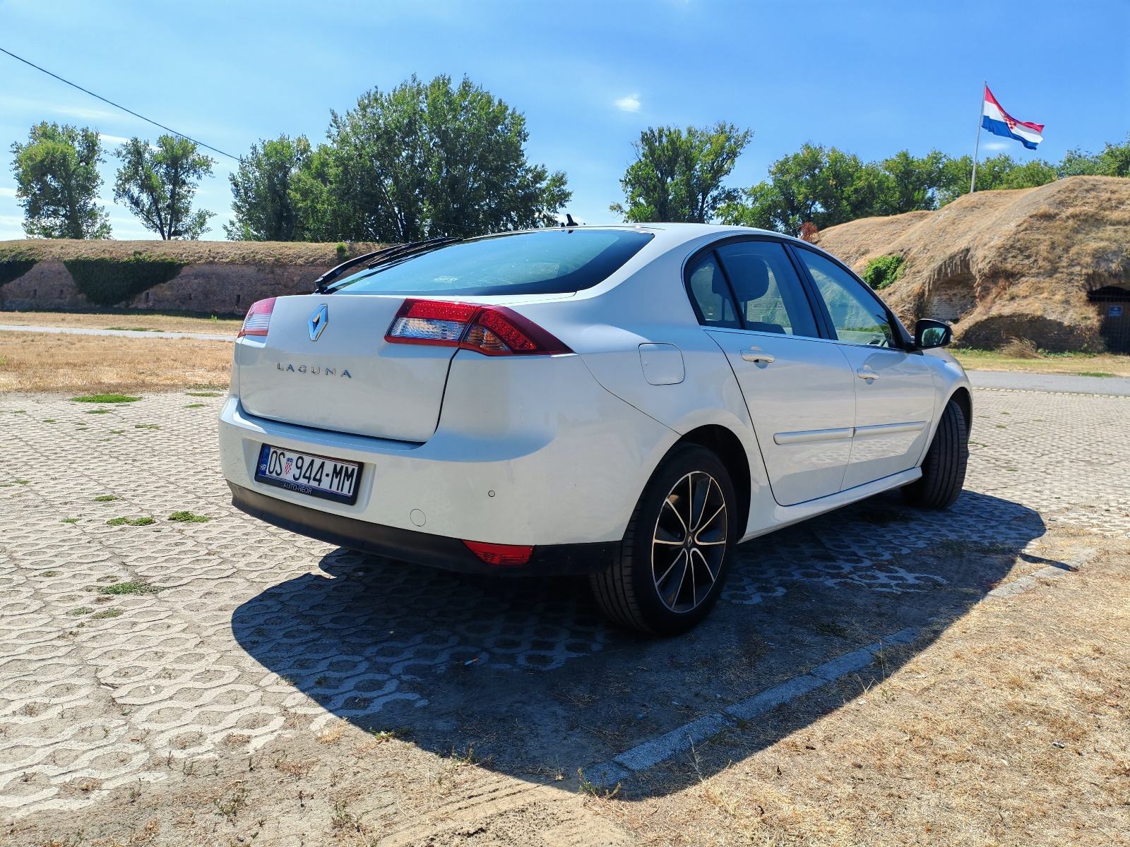 Renault Laguna 1,5 dCi Eco, fotografija 4
