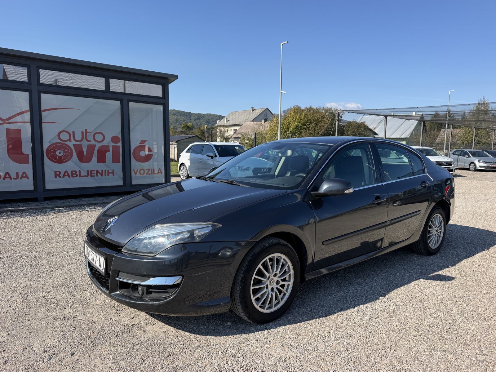 Renault Laguna 1,5 dCi, pogled izvana - slika 1