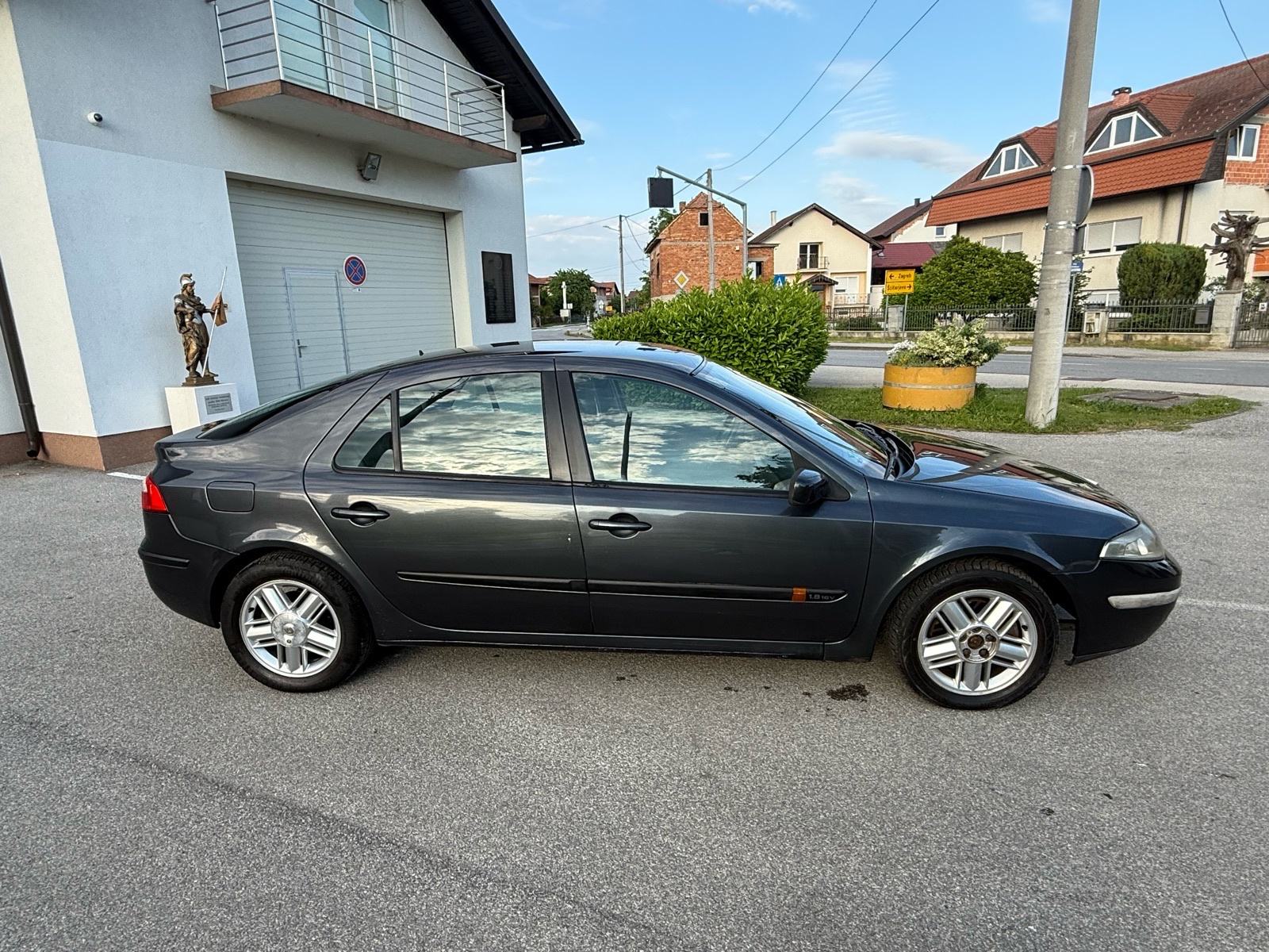 Renault Laguna 1,8 16V AUTOMATIK KLIMA SPREMAN ZA REG, fotografija 13