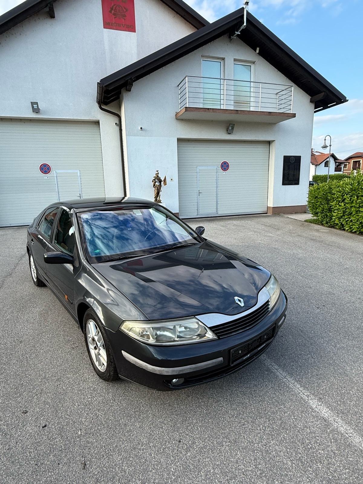 Renault Laguna 1,8 16V AUTOMATIK KLIMA SPREMAN ZA REG, fotografija 3