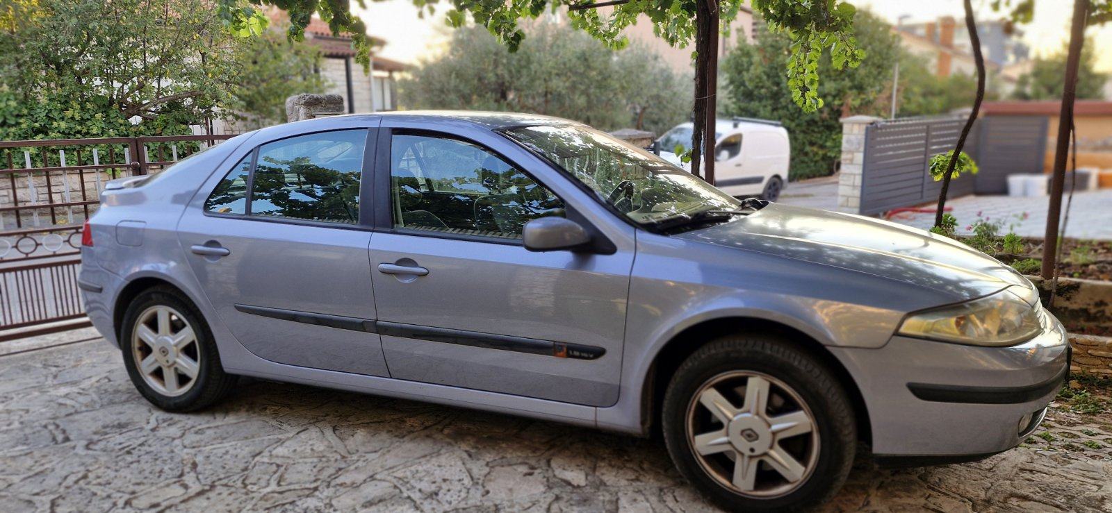 Renault Laguna 1,8 16V, pogled izvana - slika 1