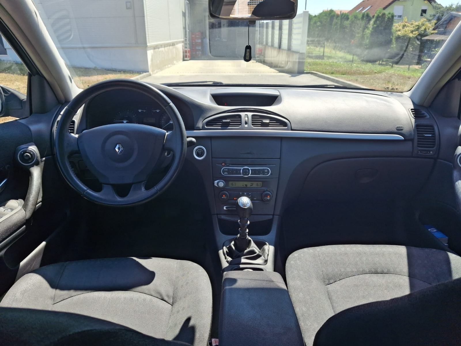 Renault Laguna 1,9 dCi, fotografija 9