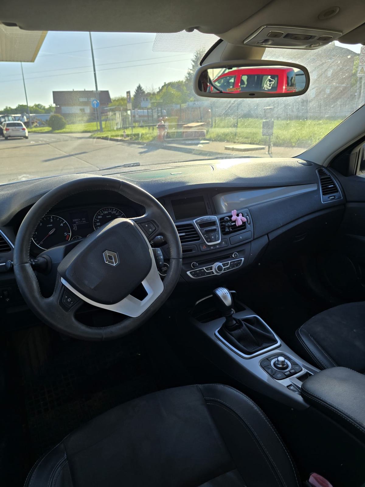 Renault Laguna 2,0 dCi 150 REG.1g.HITNO, fotografija 9