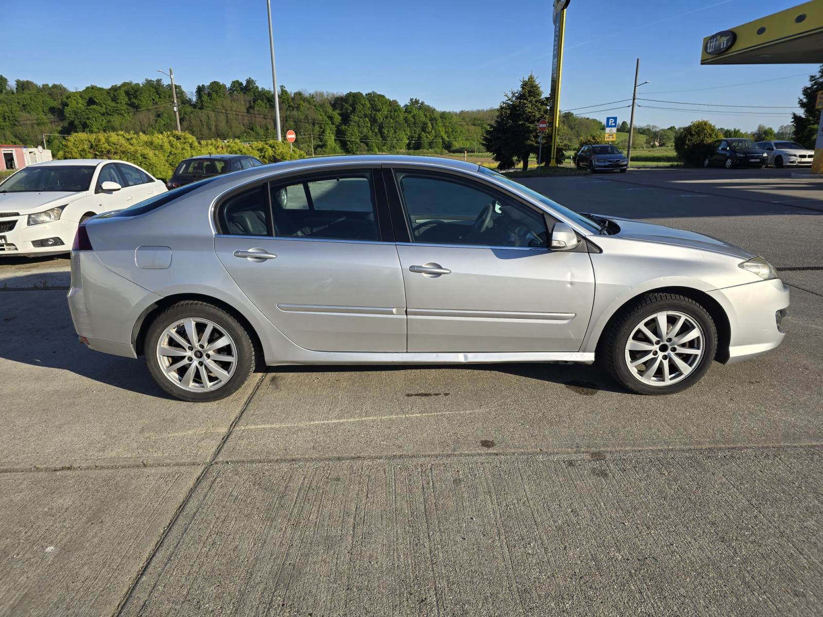 Renault Laguna 2,0 dCi 150 REG.1g.HITNO, fotografija 5