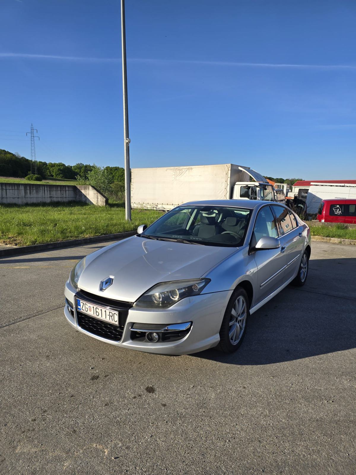 Renault Laguna 2,0 dCi 150 REG.1g.HITNO, fotografija 4