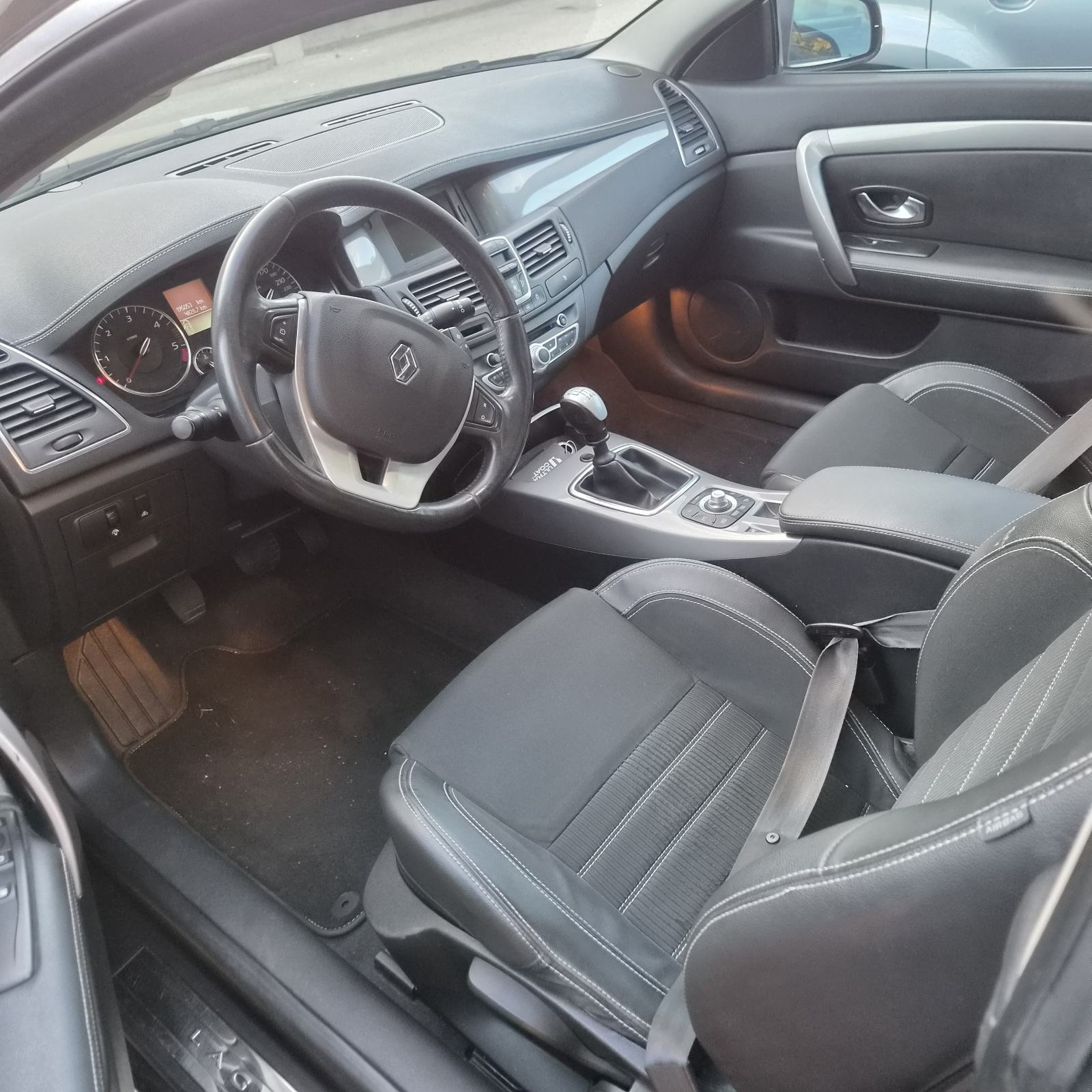 Renault Laguna Coupe 1.5 DCI, fotografija 5